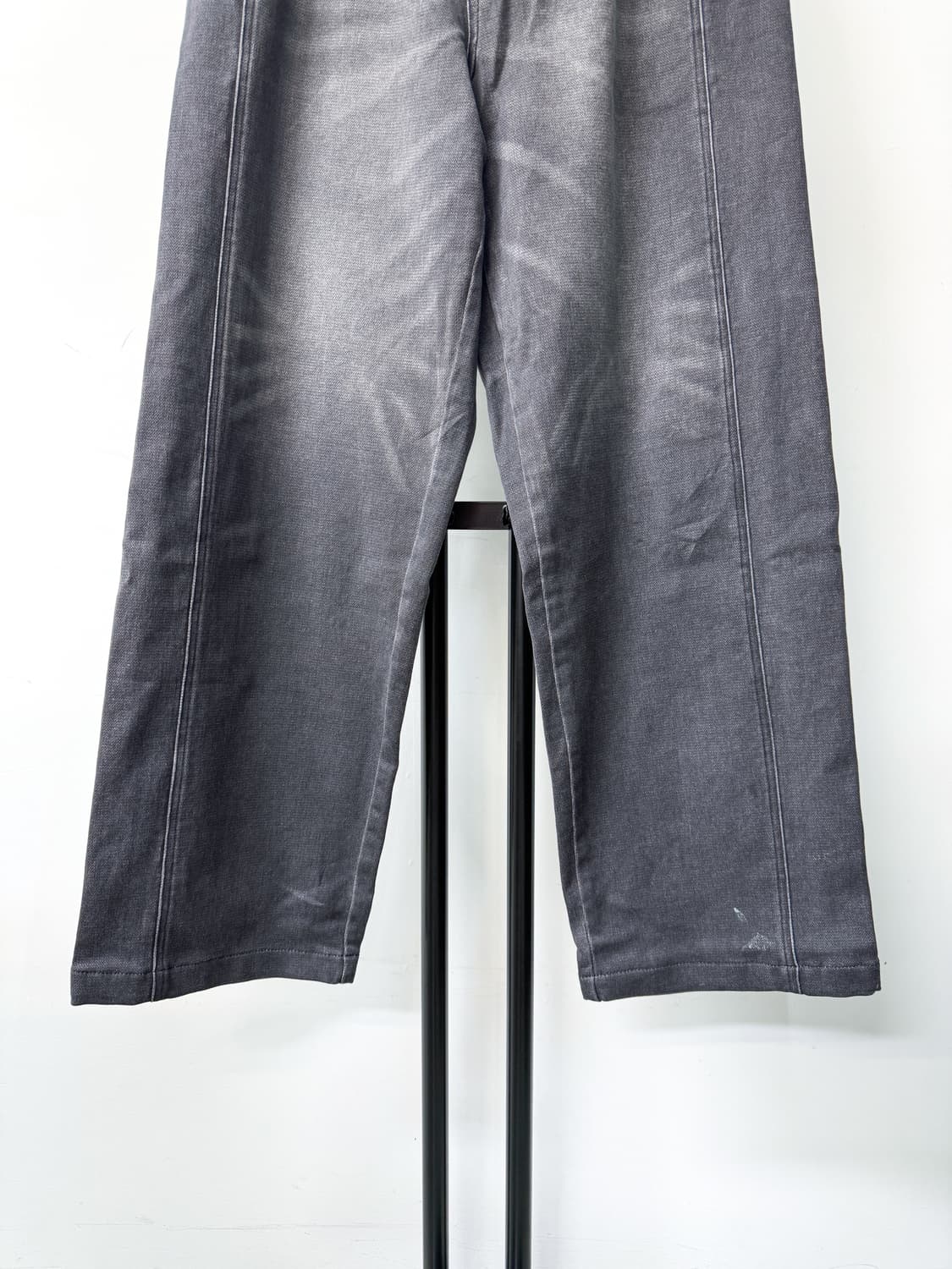 솔리드 옴므 23FW 워싱 데님 팬츠 상품이미지3