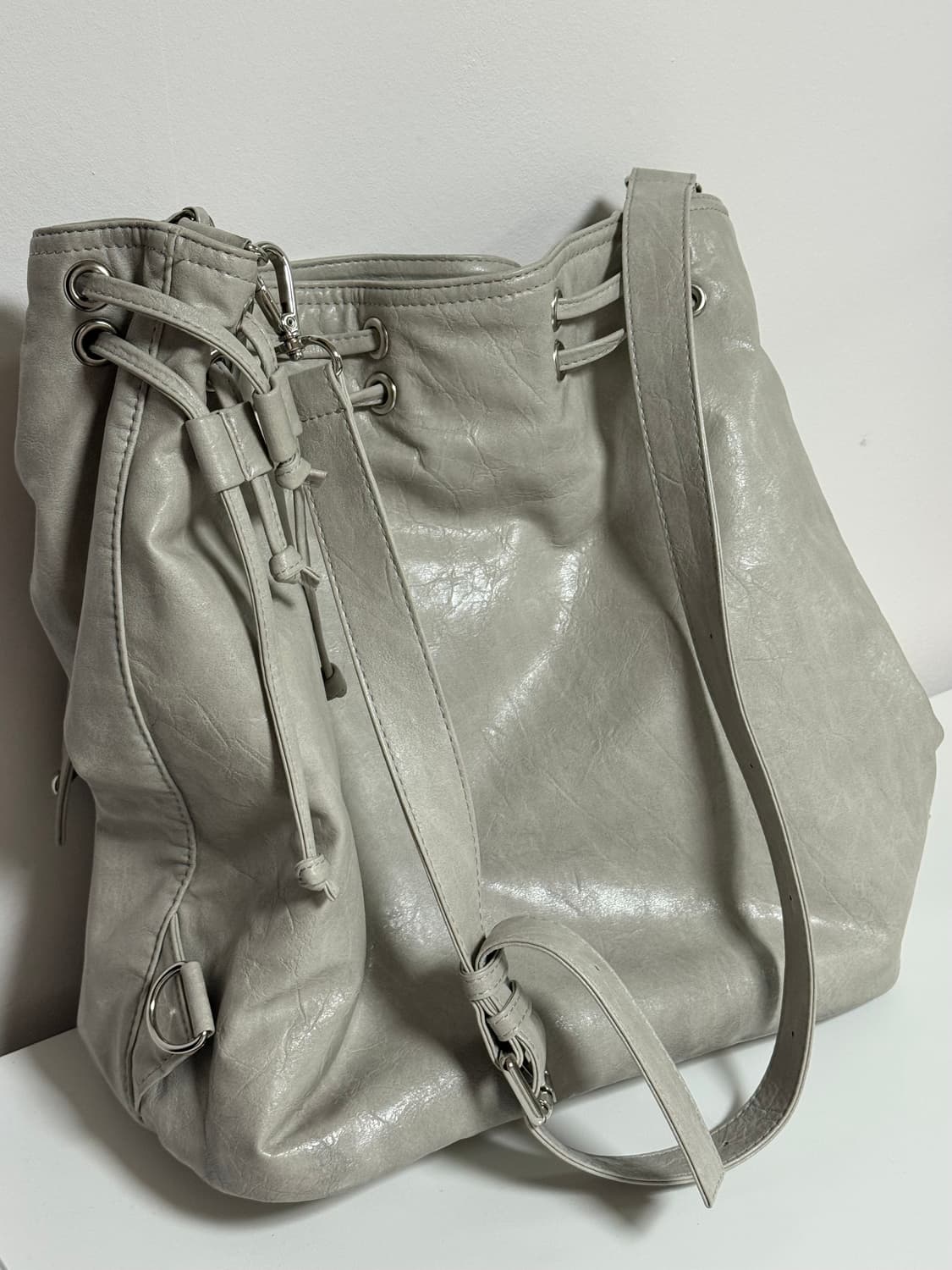 DEINET 5-WAY STUD POCKET MULTI BAG BEIGE 상품이미지7