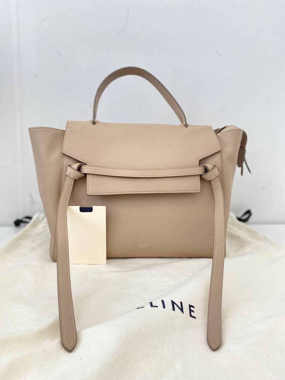 셀린느 라이프토프 미니 벨트백 상품이미지1