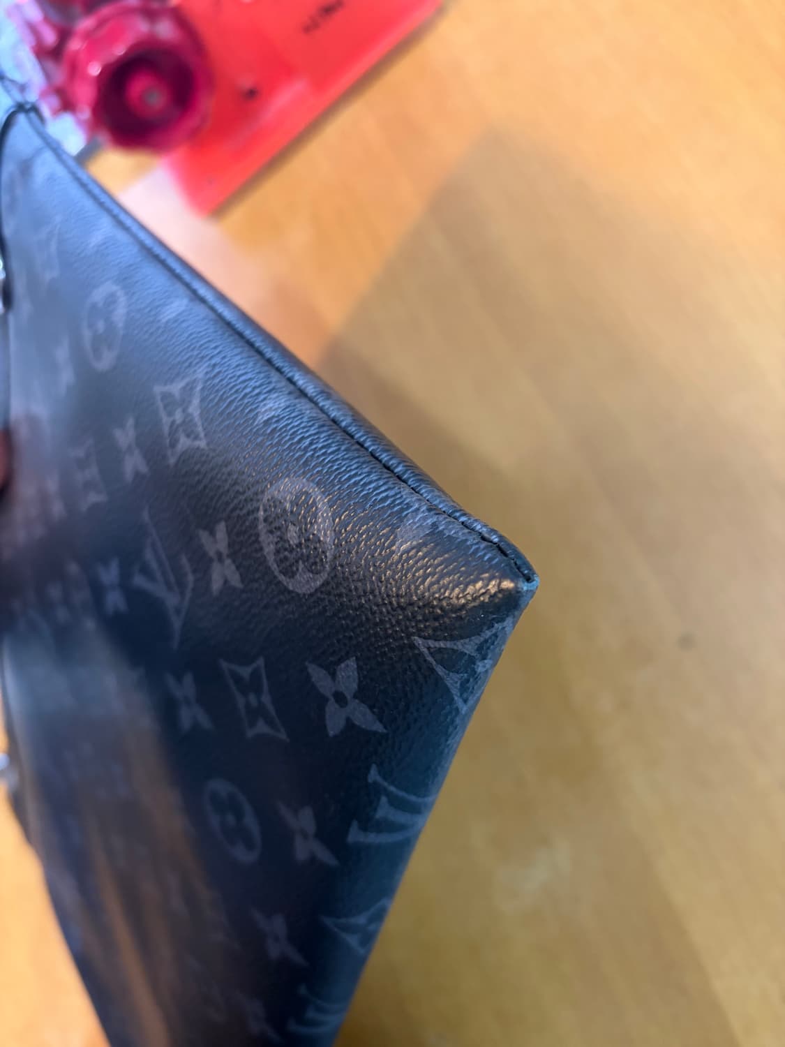 루이비통 디스커버리 포쉐트 클러치 이클립스 아폴로 상품이미지2