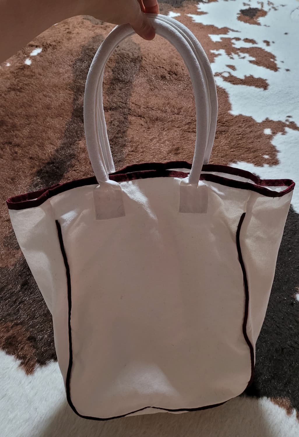 유니크한 디자인의 캔버스 토트백 상품이미지2