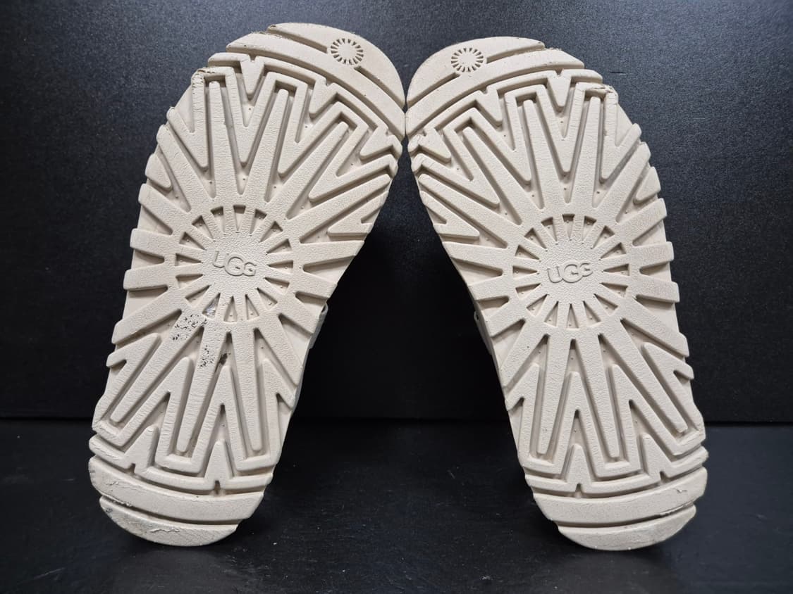 어그 골든글로우 샌들 240 상품이미지7