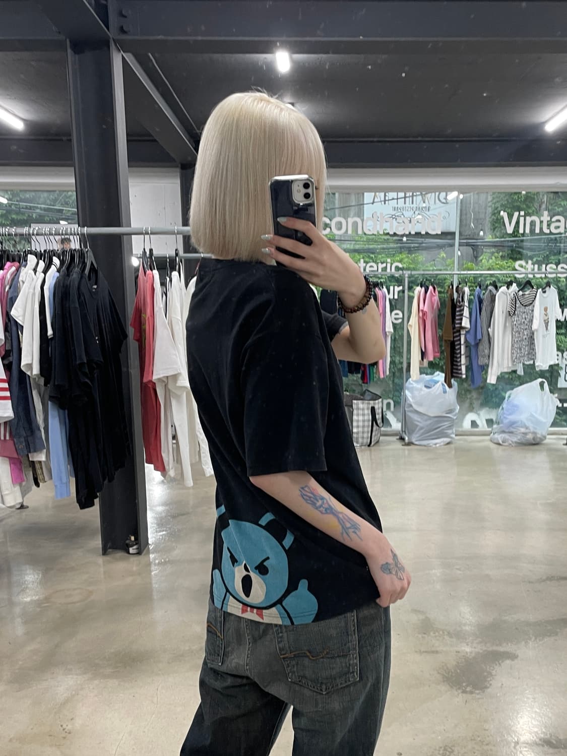히스테릭 글래머 백 퍽베어 프린팅 반팔 티셔츠 상품이미지1