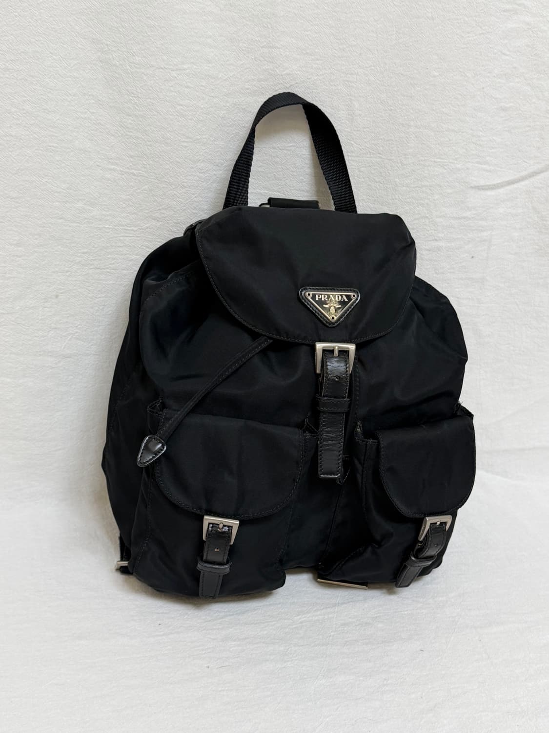 정품 프라다 포코노 나일론 투포켓 스몰 백팩 블랙 상품이미지6