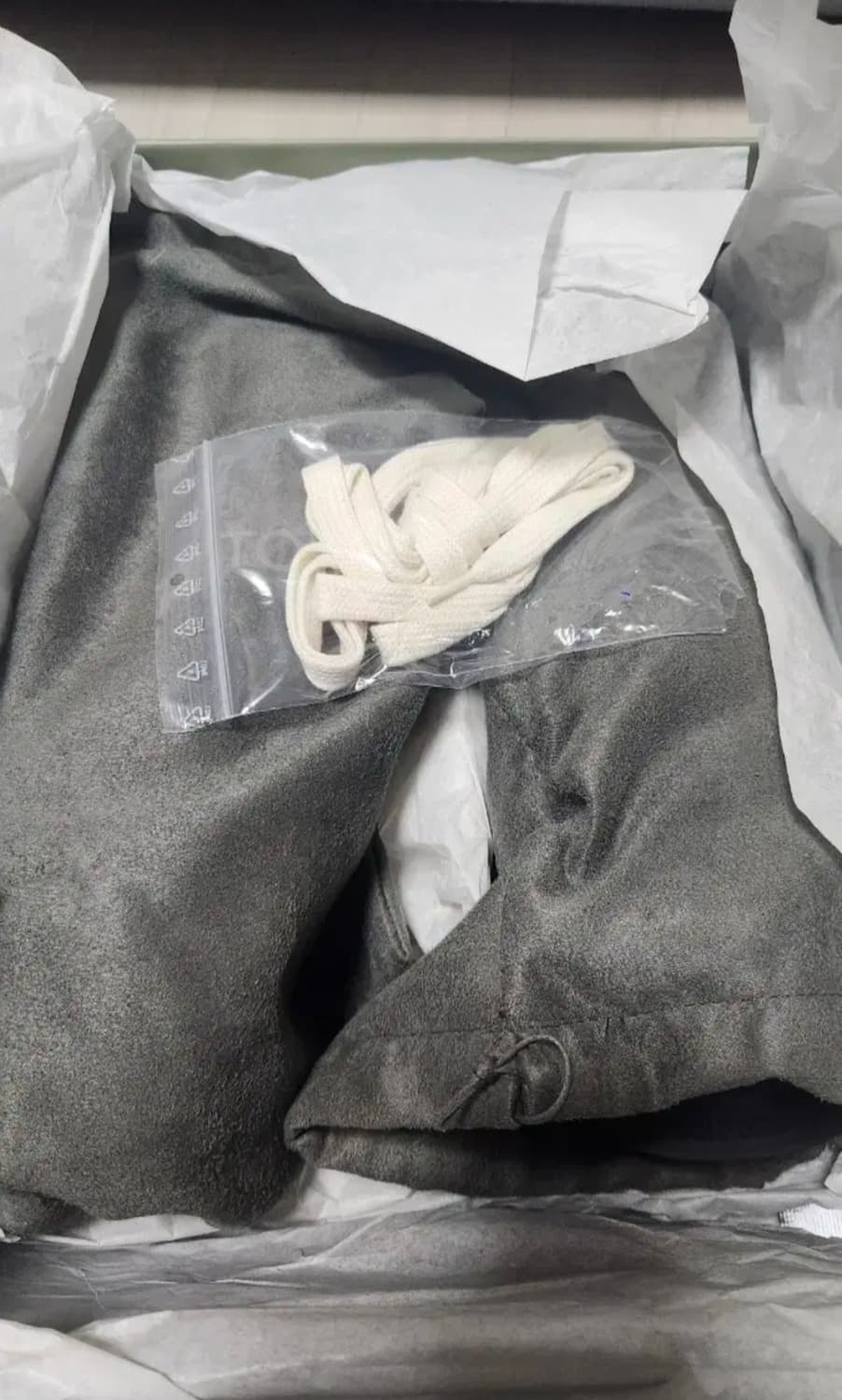 톰포드 제임스 스니커즈 네이비 11 상품이미지6