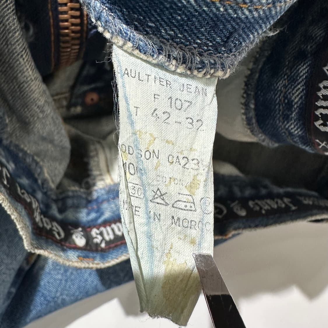장폴고티에 진스 로고 버튼 지퍼 데님 팬츠 상품이미지9