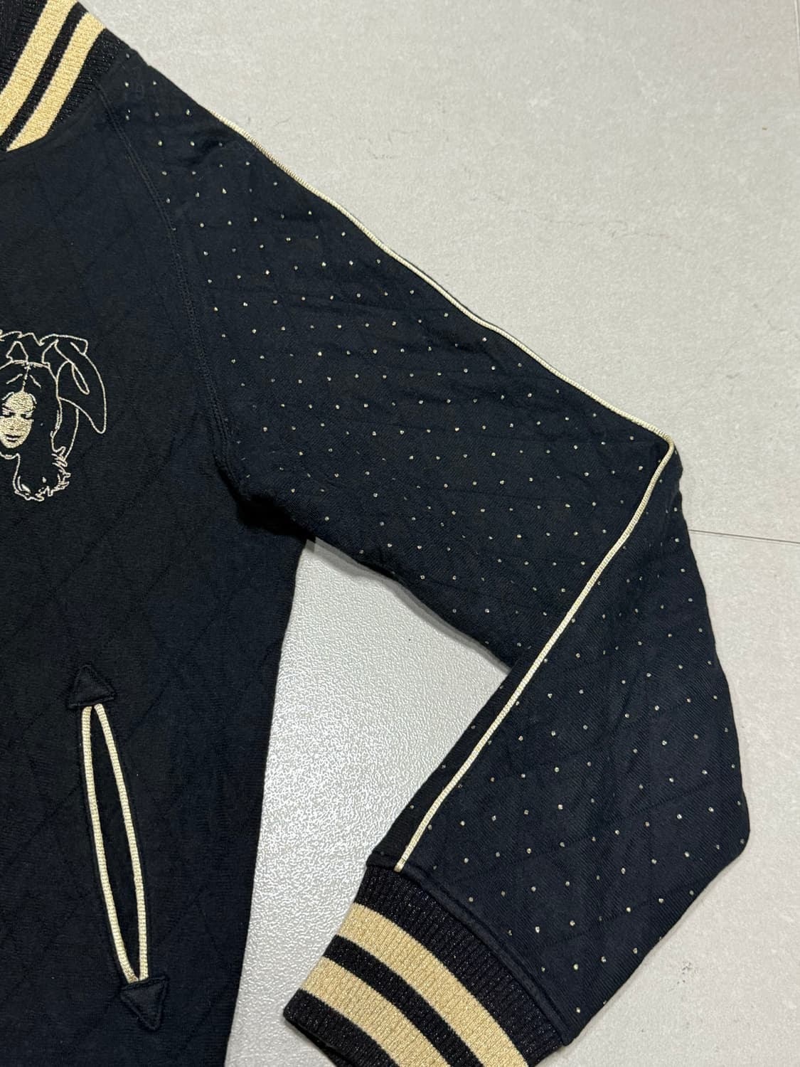 히스테릭 글래머 아카이브 자수 히스걸 쌍메두사 폴카닷 바시티 봄버 자켓 상품이미지5