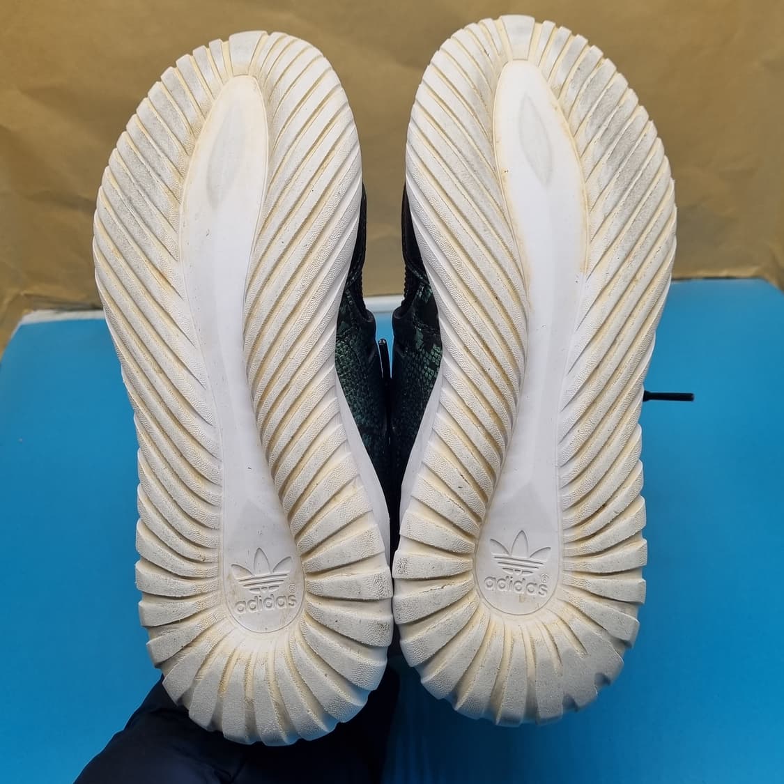 아디다스 튜블라 로바 운동화250  상품이미지3