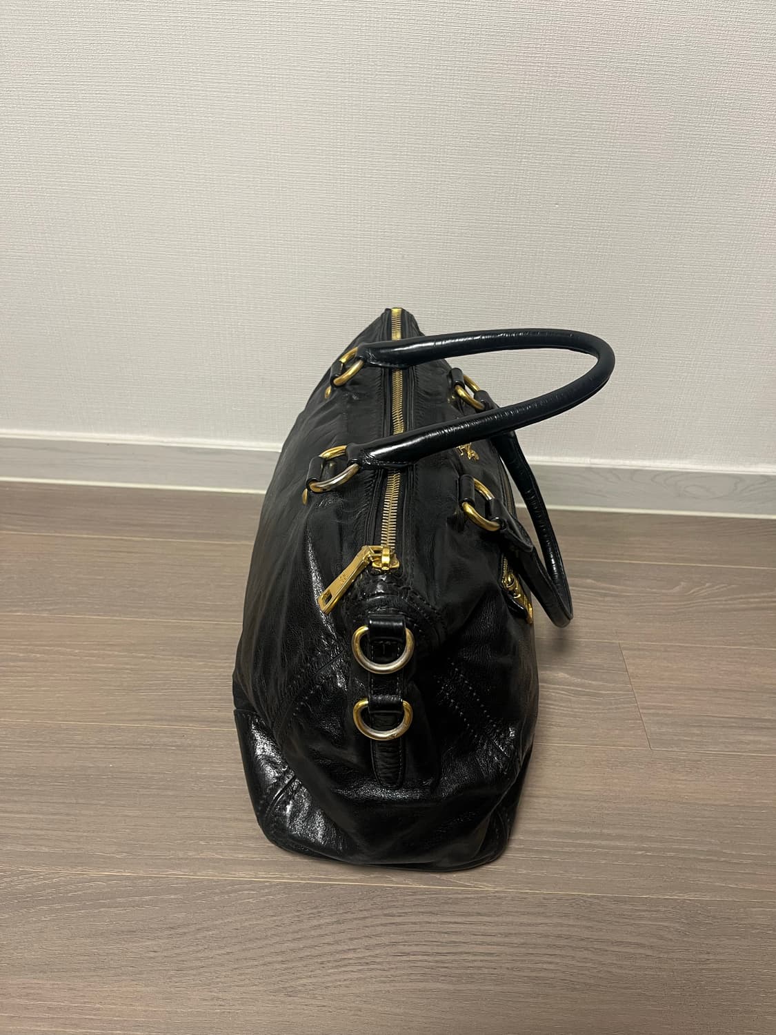 프라다 가죽 비텔로 샤인 토트백 상품이미지3