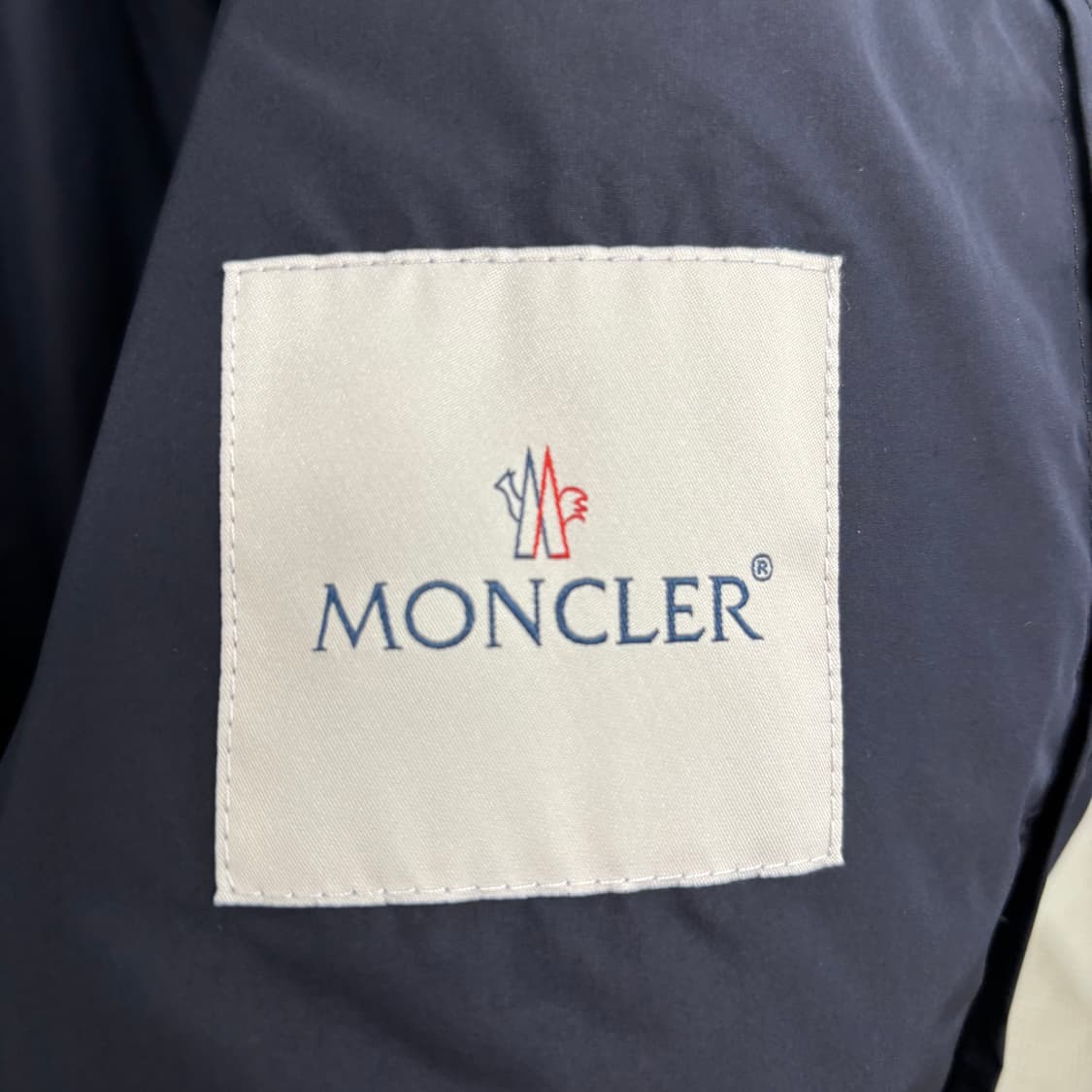 [6]몽클레어 페투크 후드 바람막이 상품이미지3