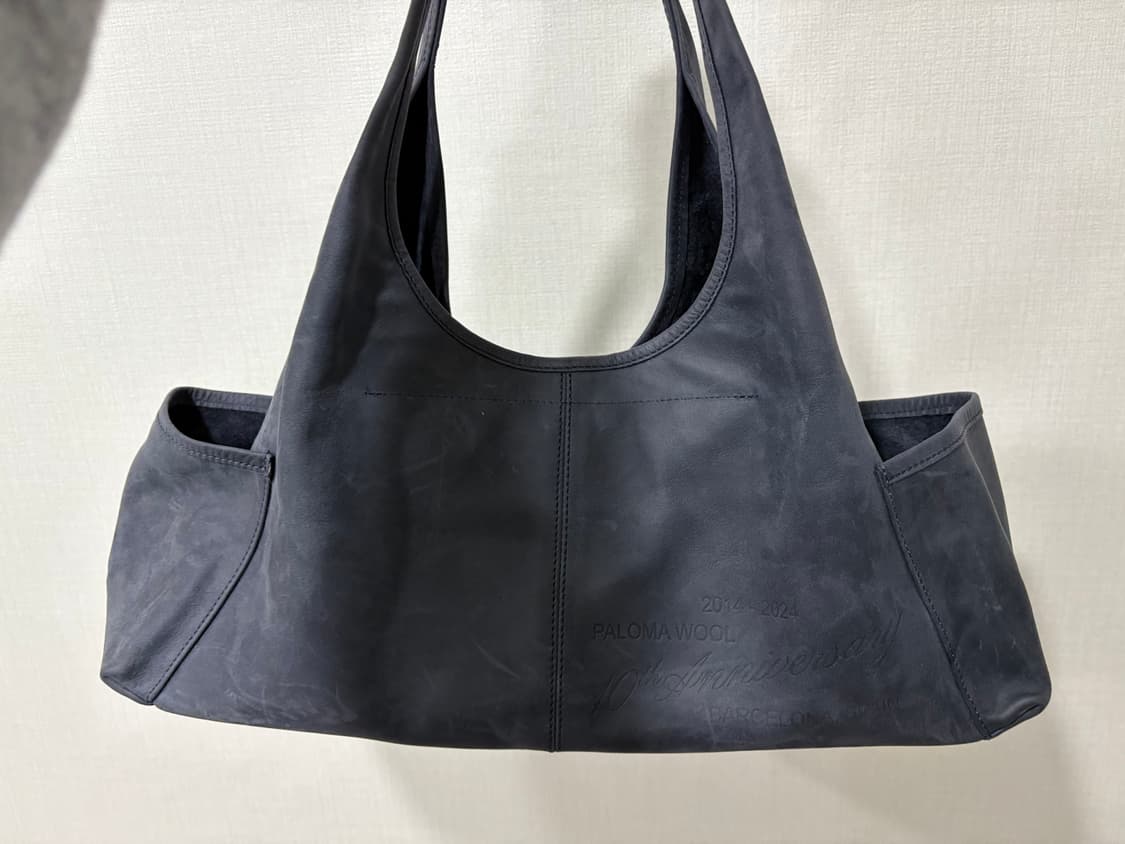 팔로마울 10주년 레더 숄더백 상품이미지1