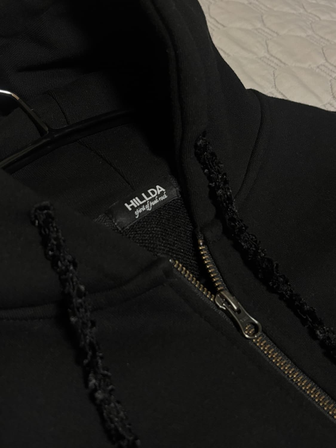 힐다 스파이더 후드집업 상품이미지3