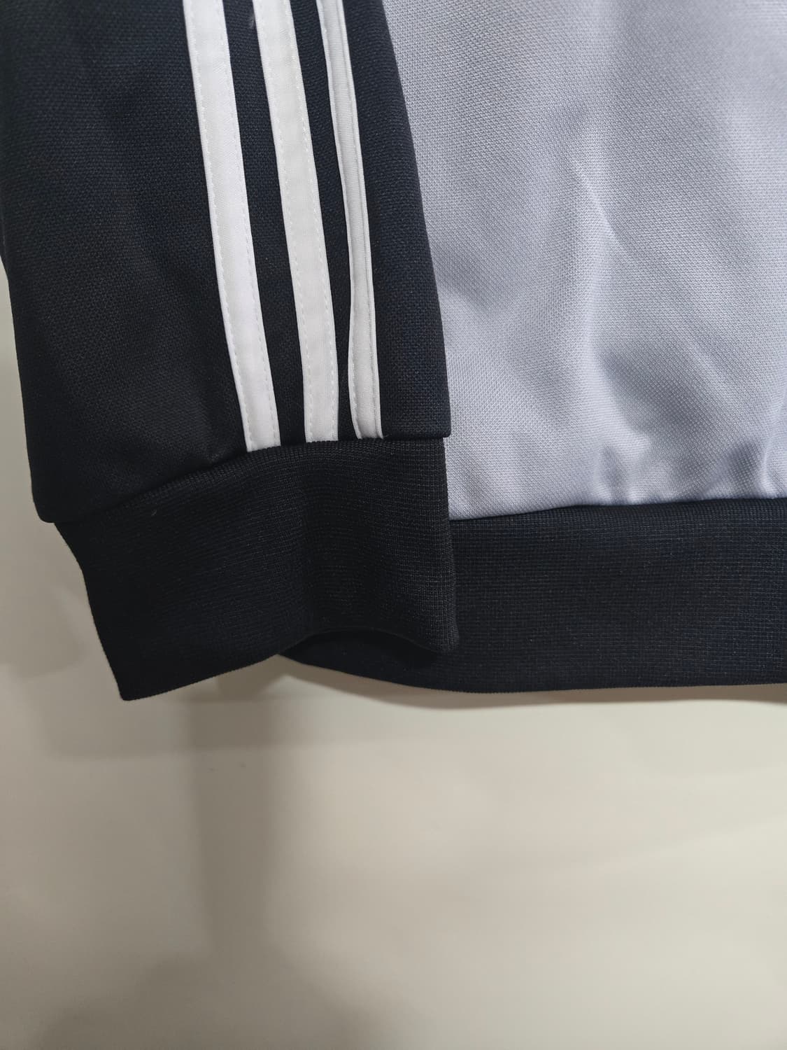 아디다스 NBA 시카고 불스 트랙 자켓105 상품이미지3