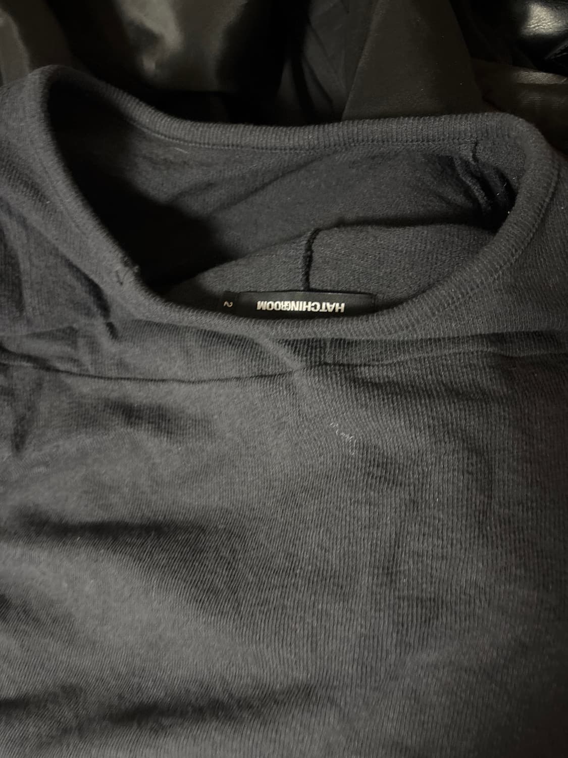 해칭룸 핑거홀 티셔츠 상품이미지1