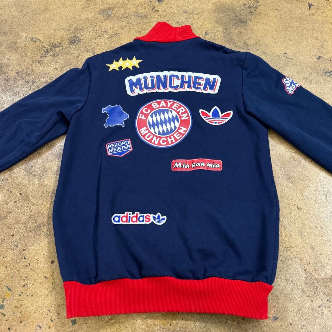아디다스 뮌헨 패치 네이비 레드 져지 트랙탑 100 상품이미지4