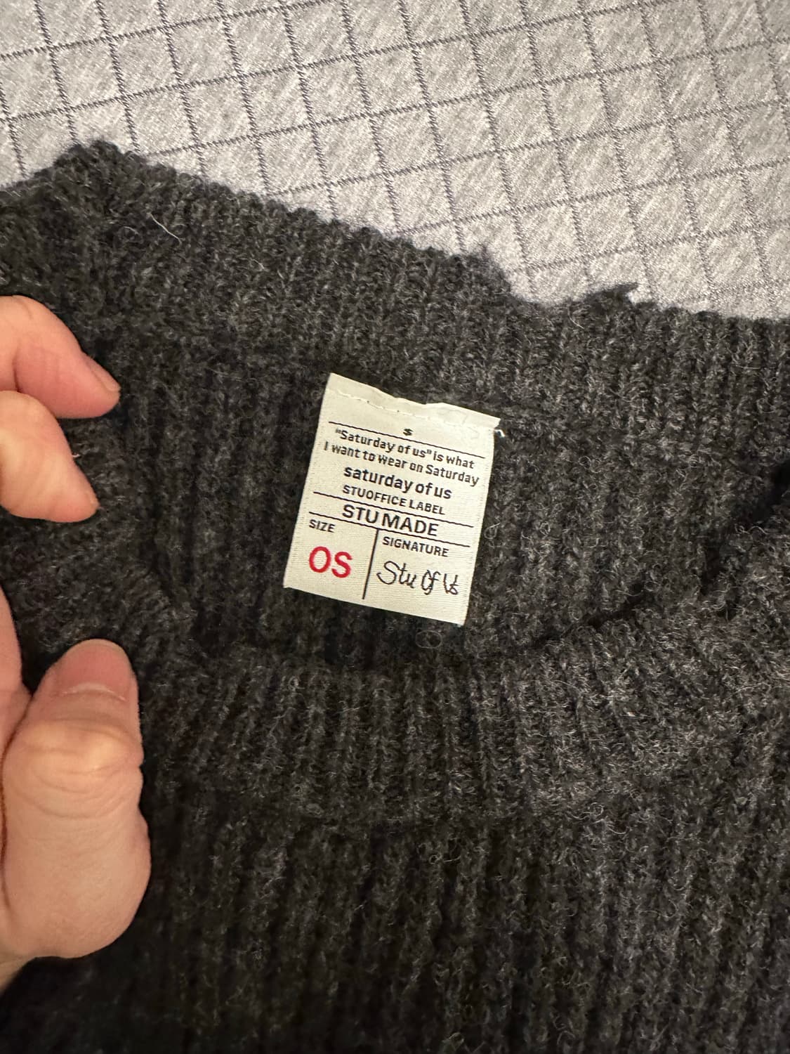 STU 에스티유 디스트로이드 니트 차콜 + 네임택 상품이미지3