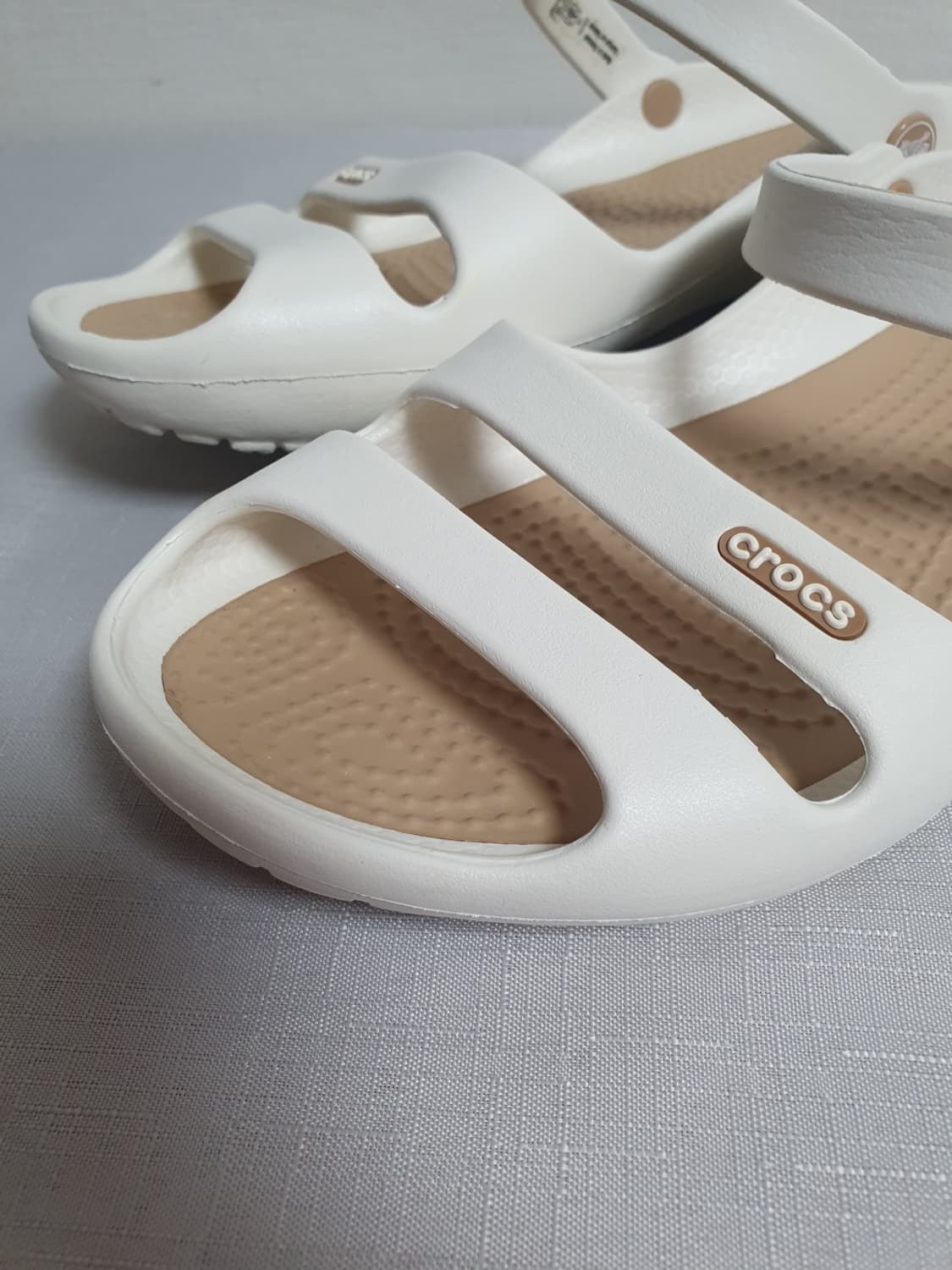 250mm 크록스 클레오2 여성 샌들 화이트 W8 상품이미지5