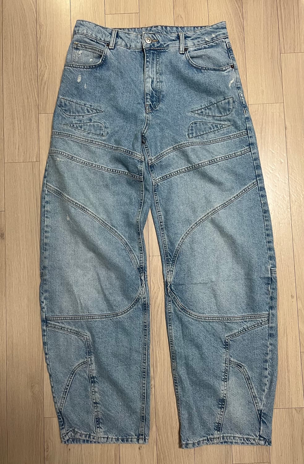 자라(Zara) 와이드 커브드 데님 30 상품이미지2