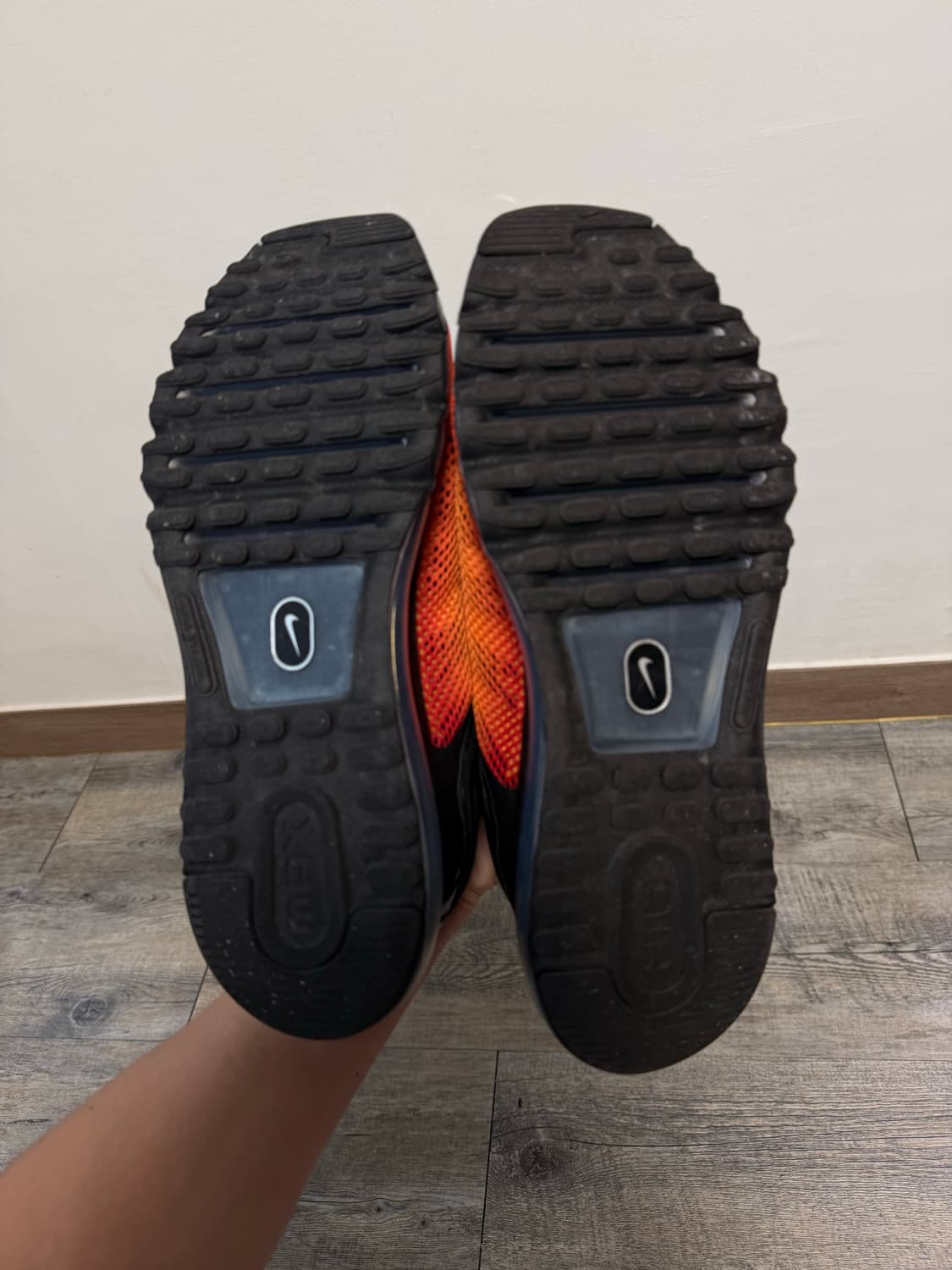 나이키 에어맥스 2013 브라이트 세라믹 285 상품이미지3