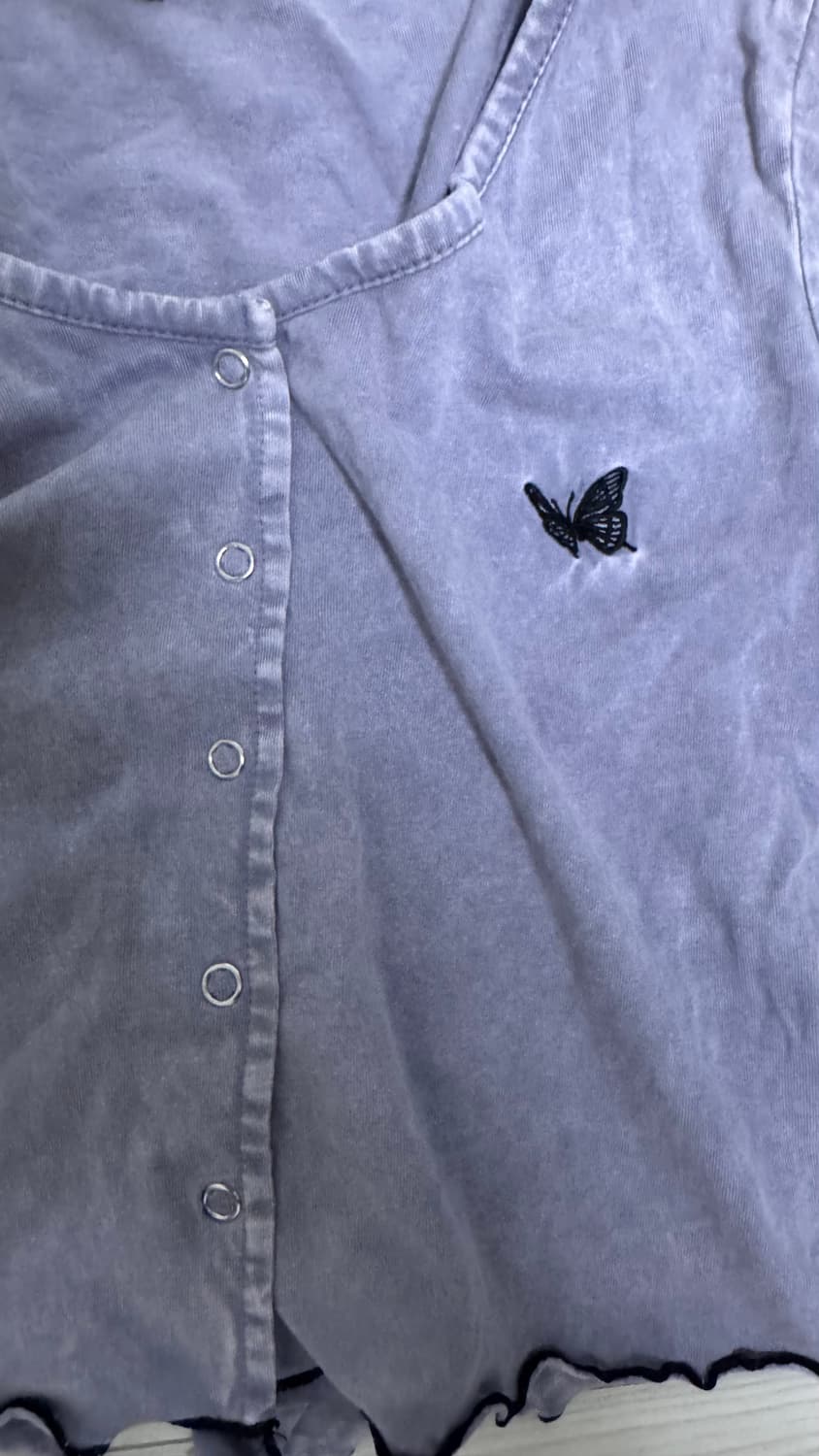 스파오 크롭 나비티 상품이미지2