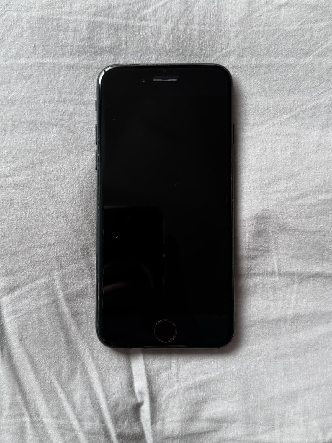 아이폰7 제트블랙 128GB 상품이미지2