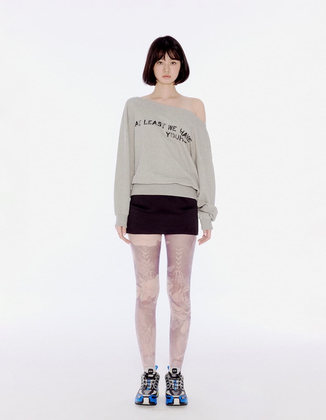 유희 오프숄더 맨투맨 상품이미지1