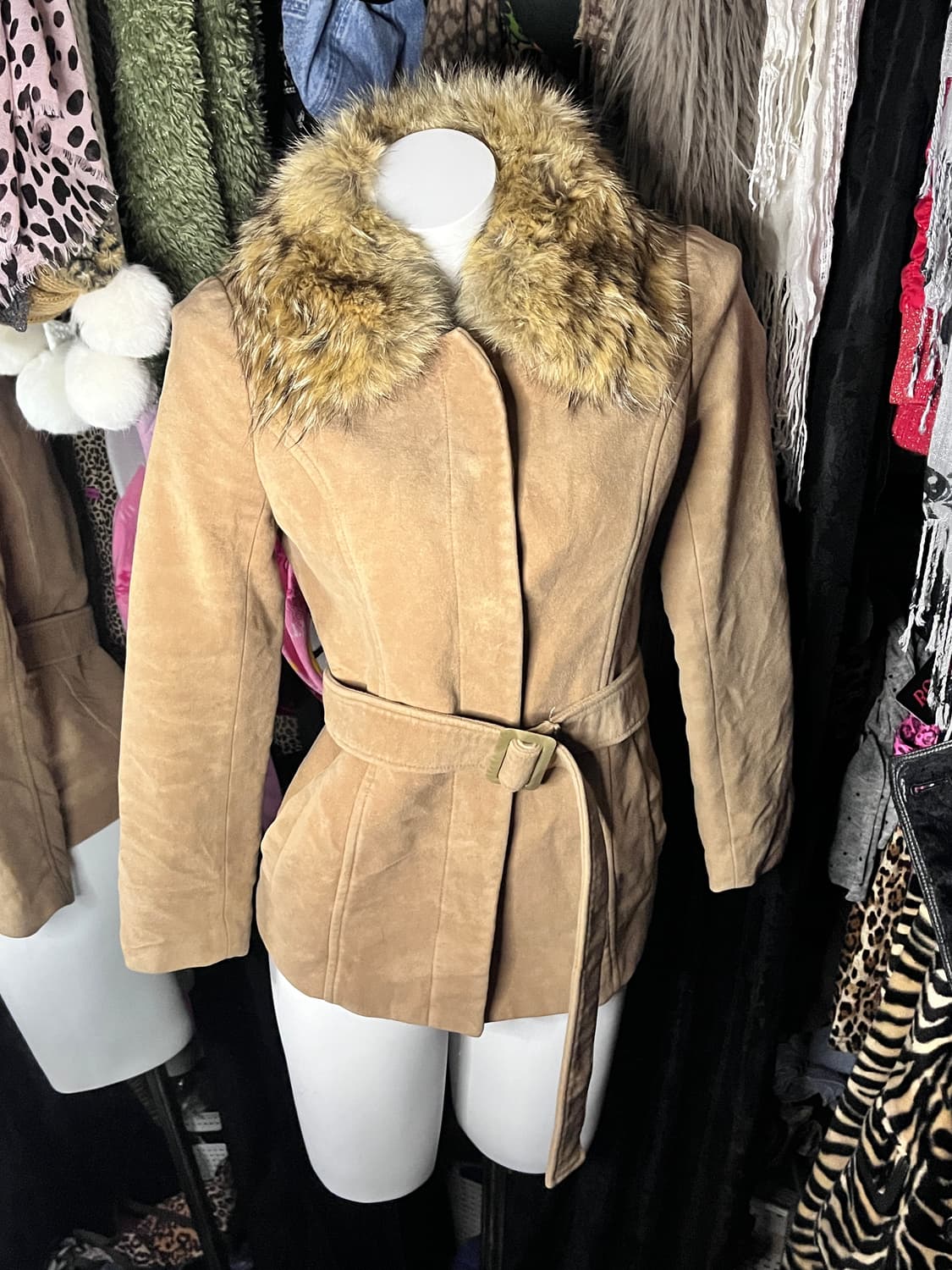 베이지 모리 라떼 오네갸루 퍼코트 상품이미지1