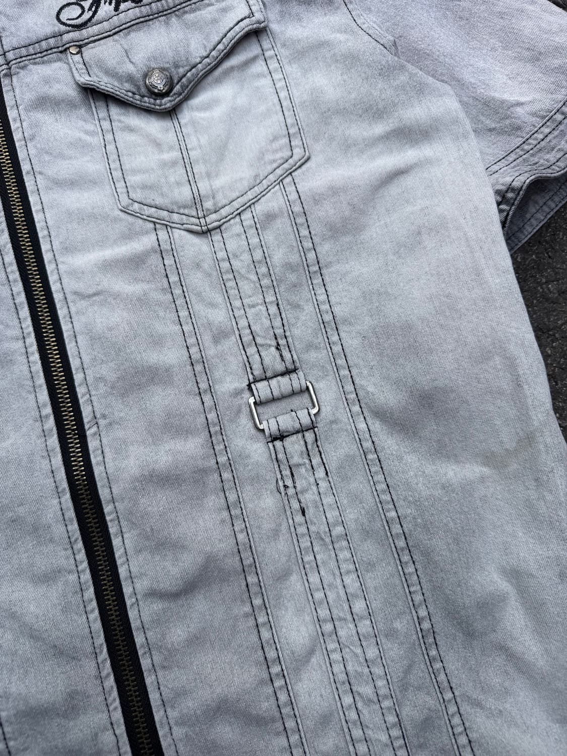 워싱 스터드 디테일 데님 반팔셔츠  상품이미지7