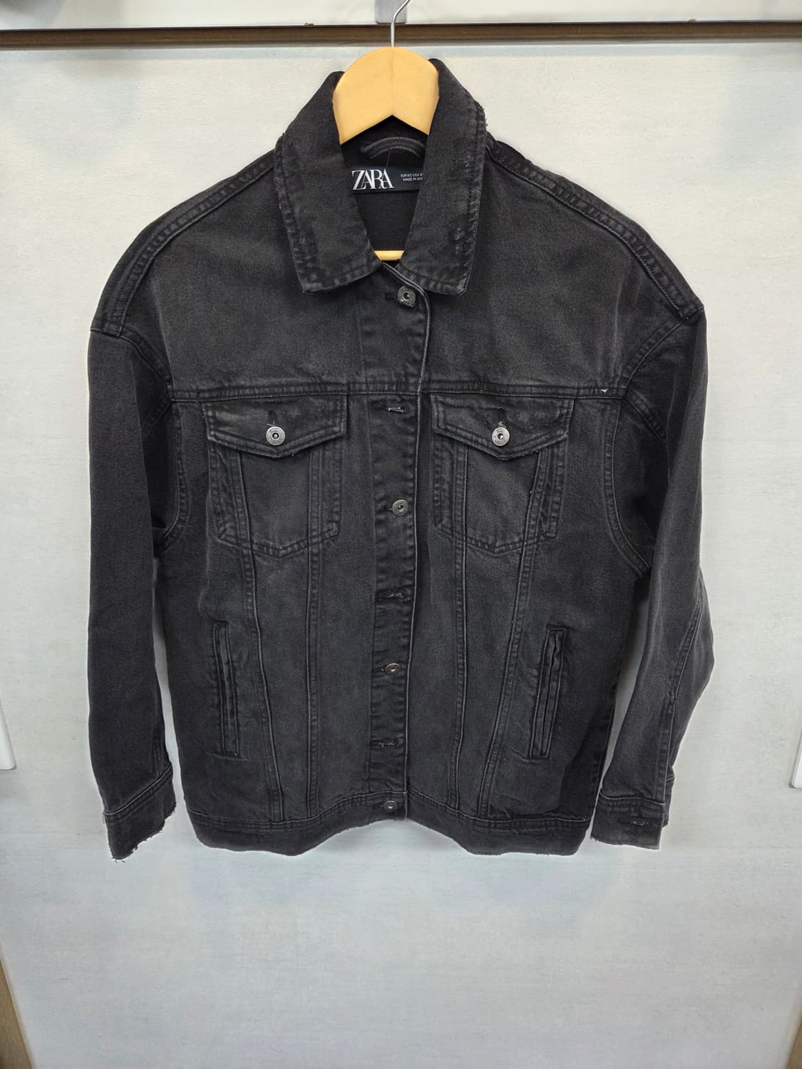 자라 오버핏 데미지 흑 데님자켓 s 상품이미지1