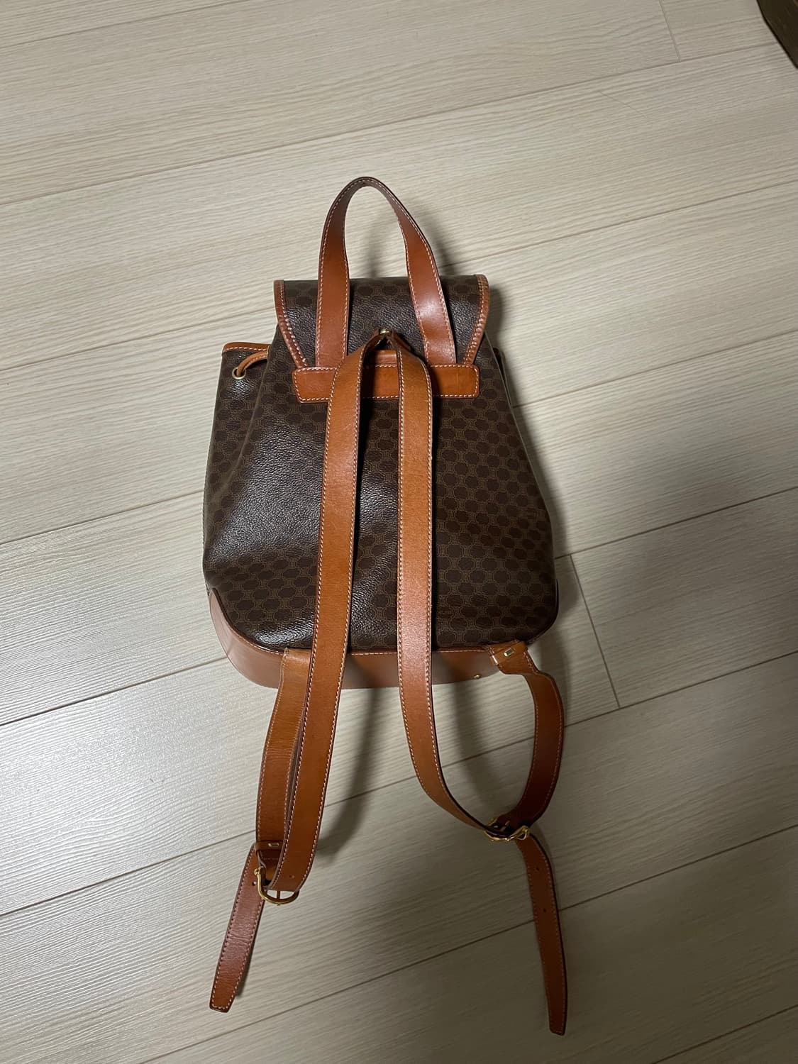 올드 셀린느 빈티지 마카담 백팩 상품이미지3