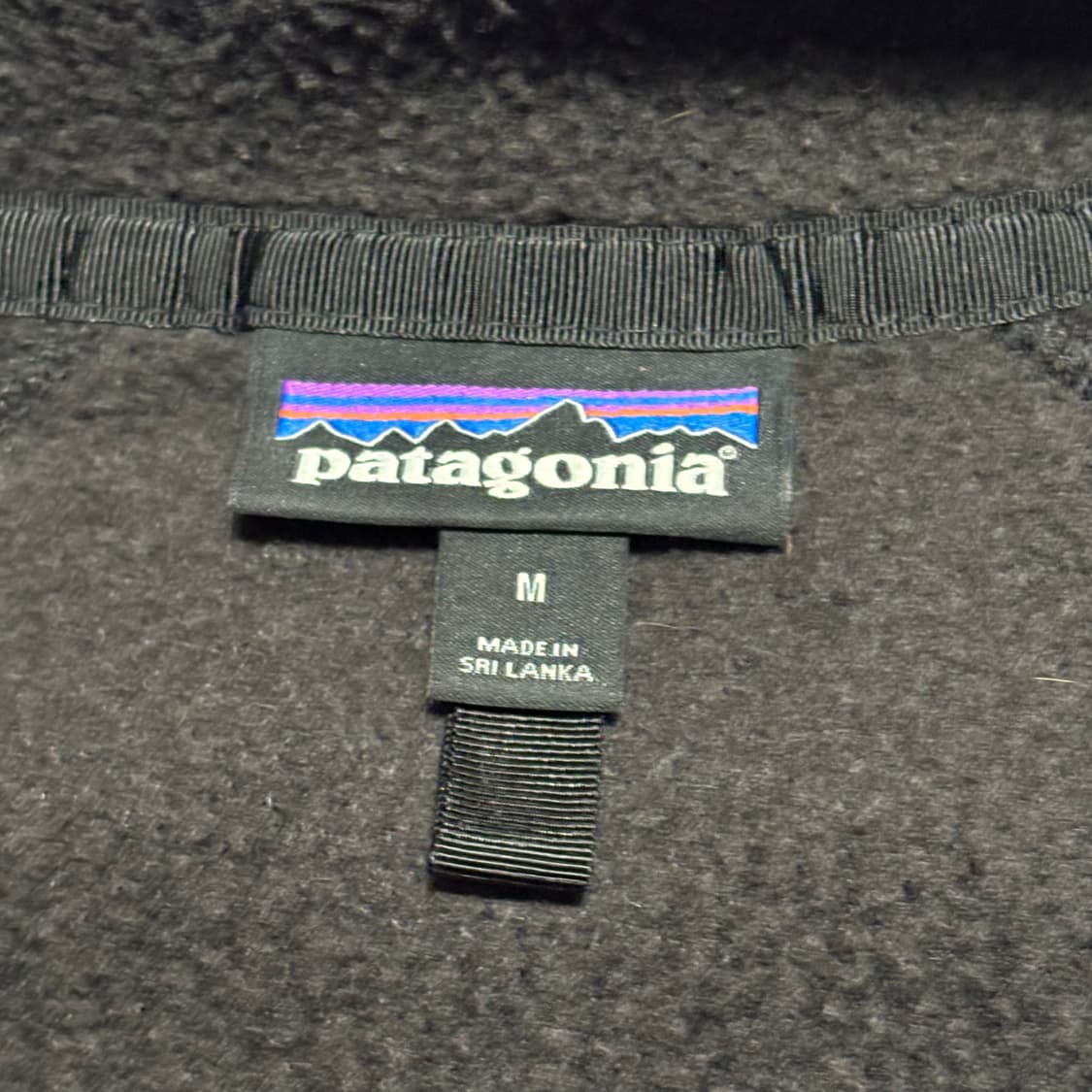 Patagonia 블랙 플리스 상품이미지3