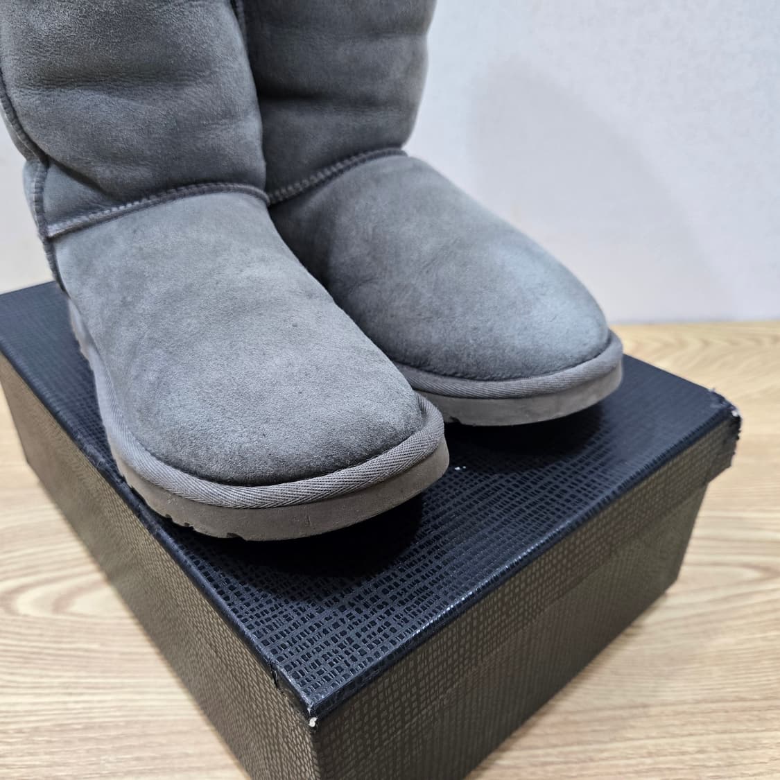 230 어그 UGG 클래식 톨 그레이 상품이미지5