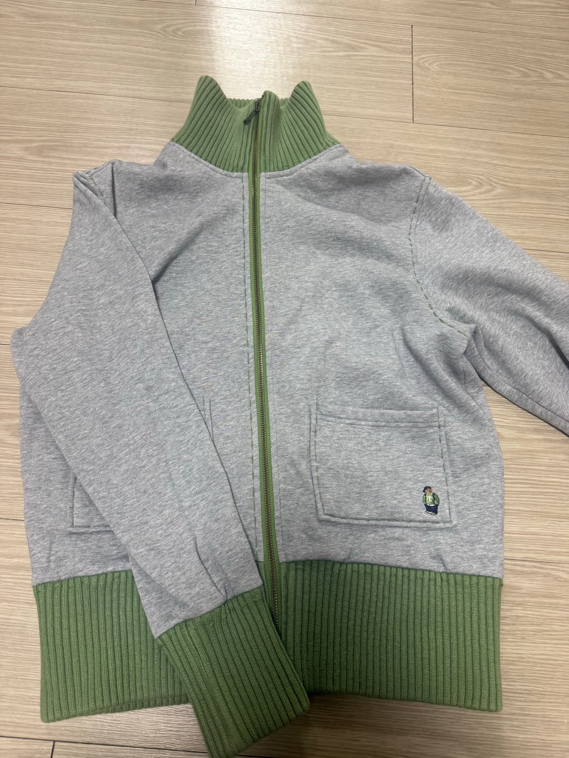 티니위니 그레이 집업  상품이미지2