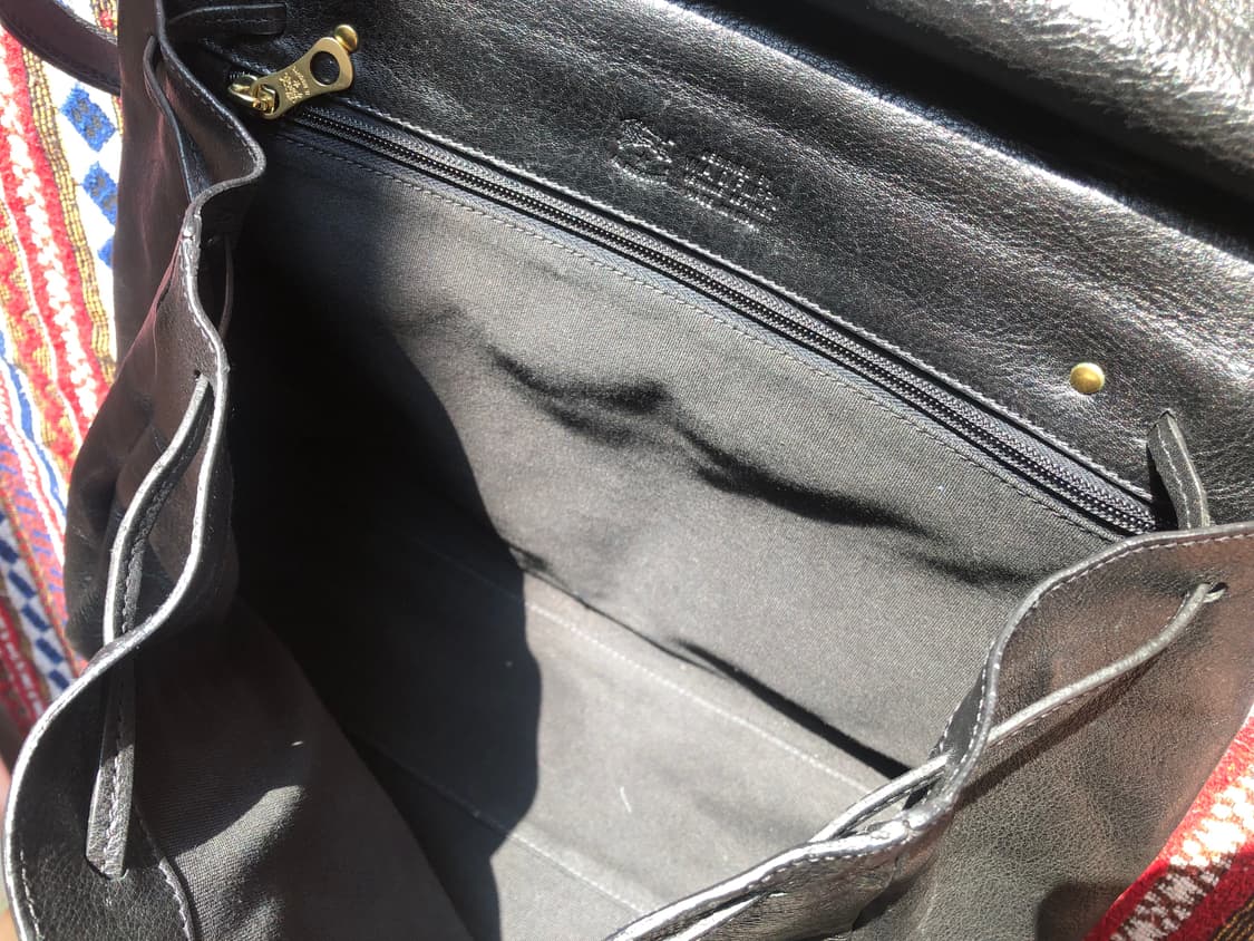 일비종떼 레더 블랙 숄더백 상품이미지5