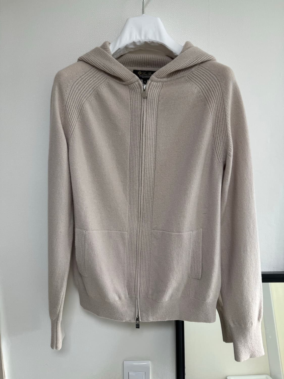 로로피아나 니트 후드집업 상품이미지2