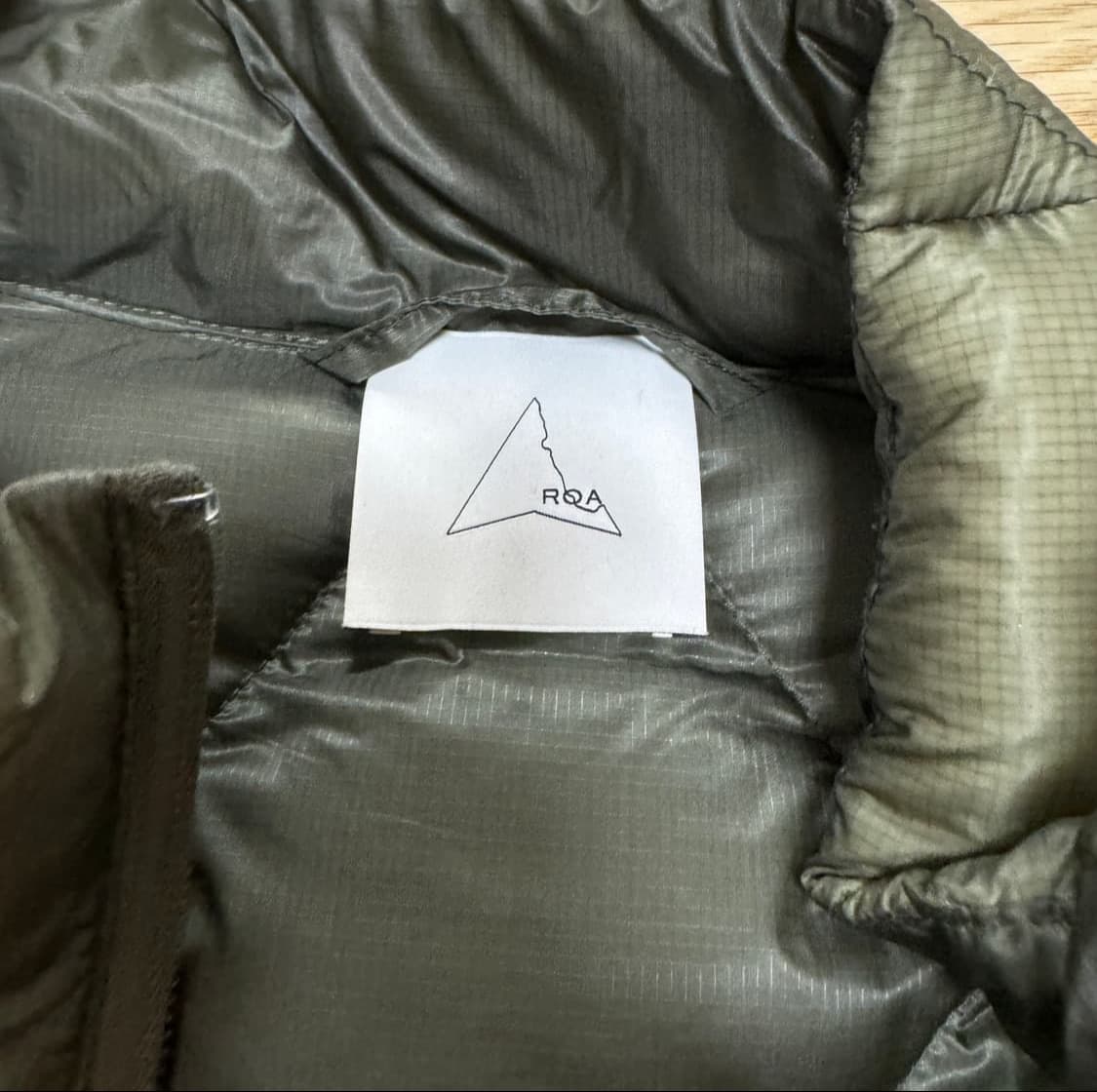 로아 누나 필800 강해린패딩 다크그린 L 상품이미지4