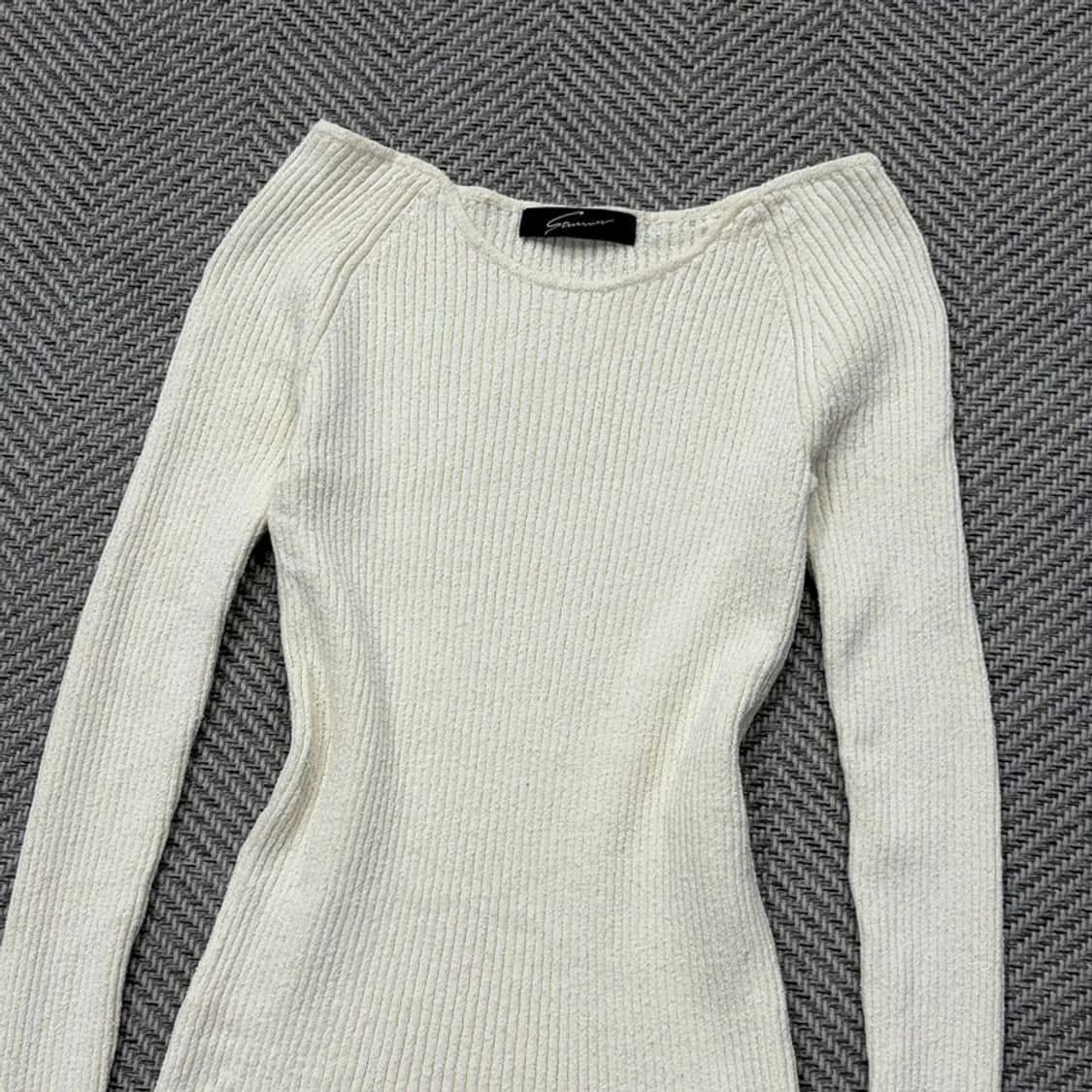 Stunning 슬림핏 니트 v2910 상품이미지3