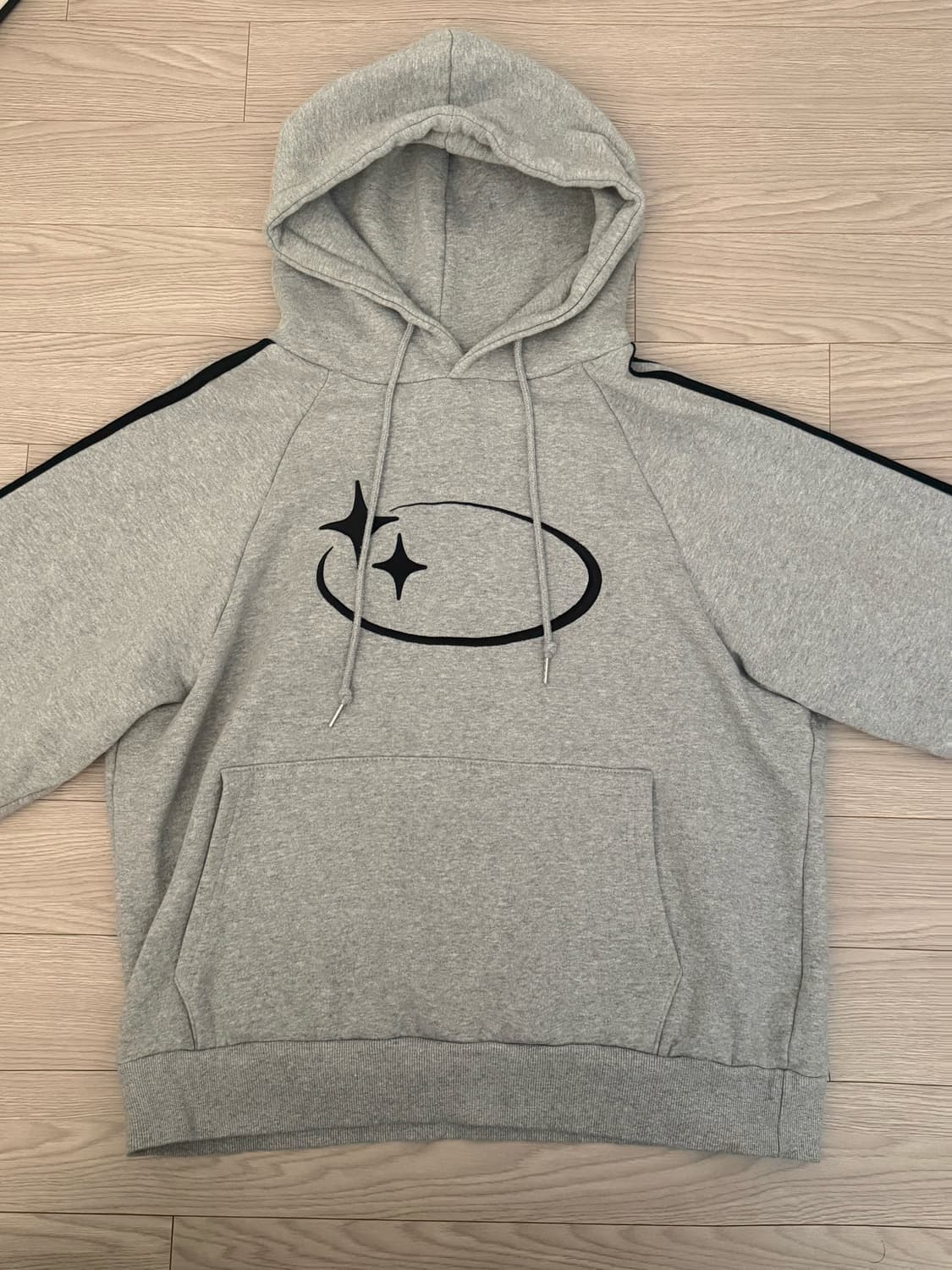 크로스드레슬리 후드티 그레이 상품이미지1