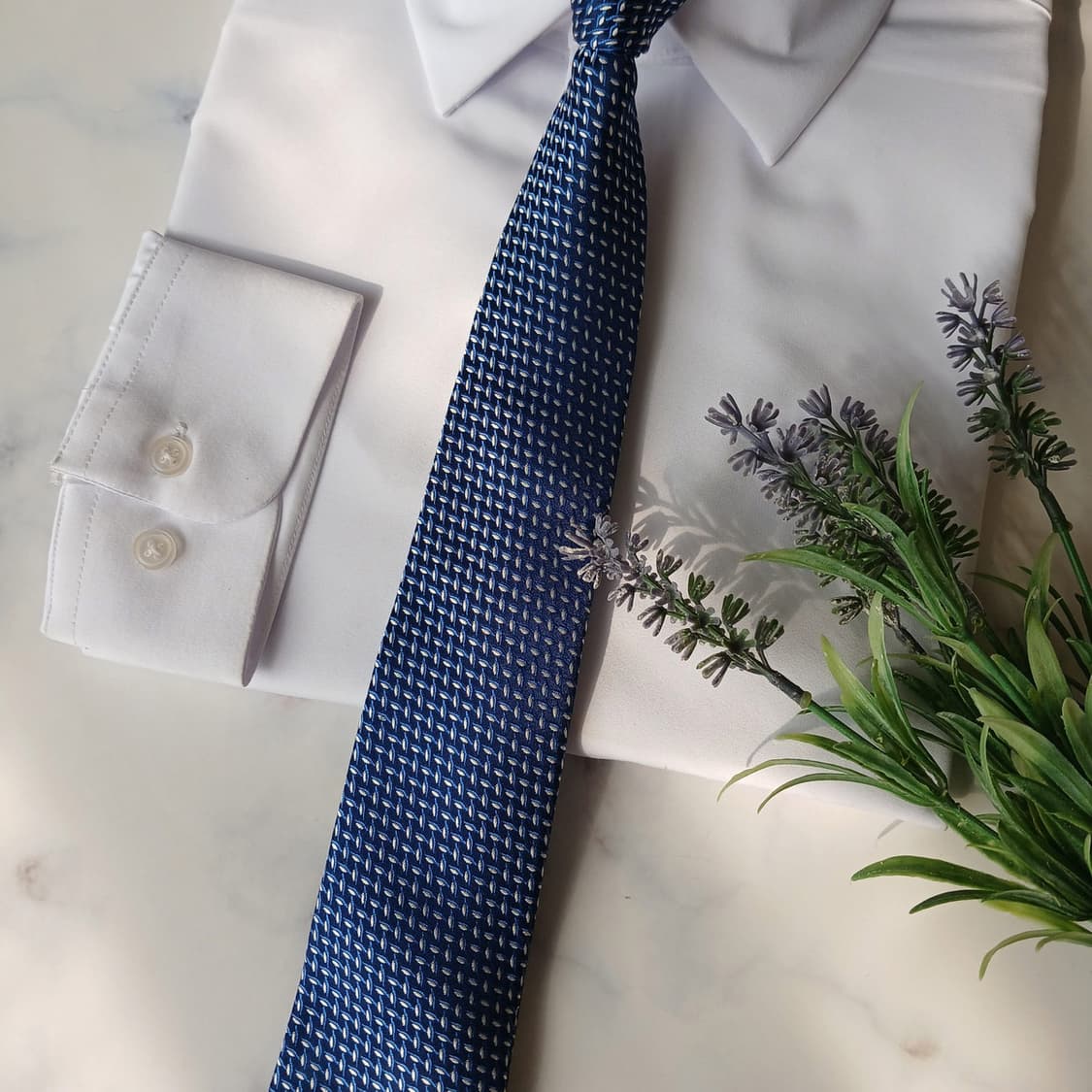 에스.티. 듀퐁 실크 블루 패턴 넥타이 8cm A+등급 A19788
 상품이미지8