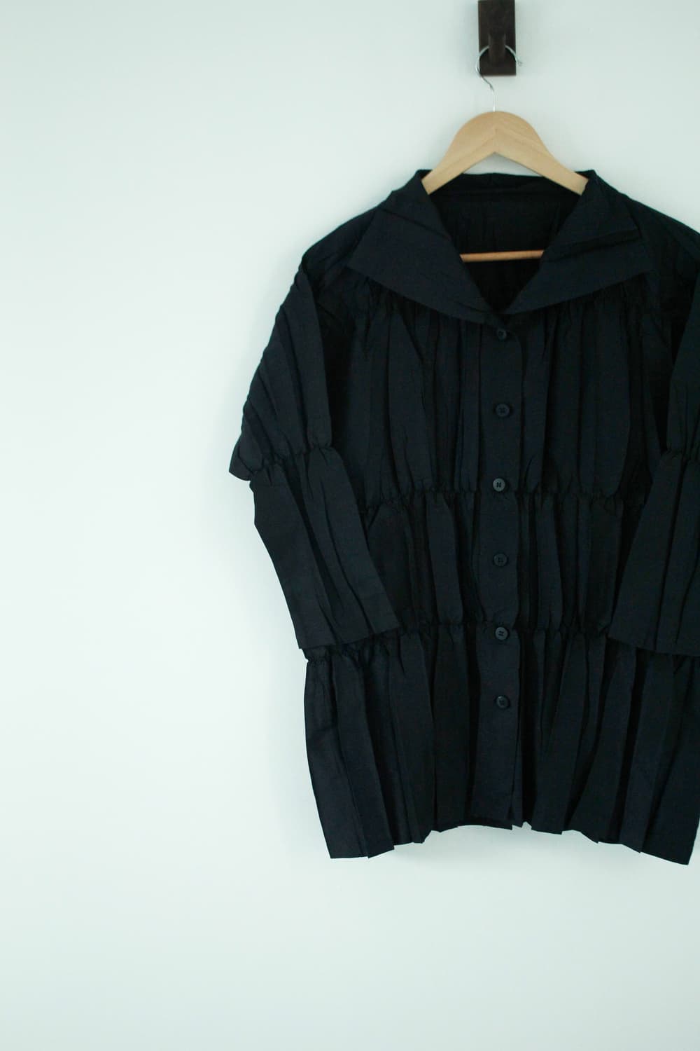  ISSEY MIYAKE Flower Neck Shirt 상품이미지6