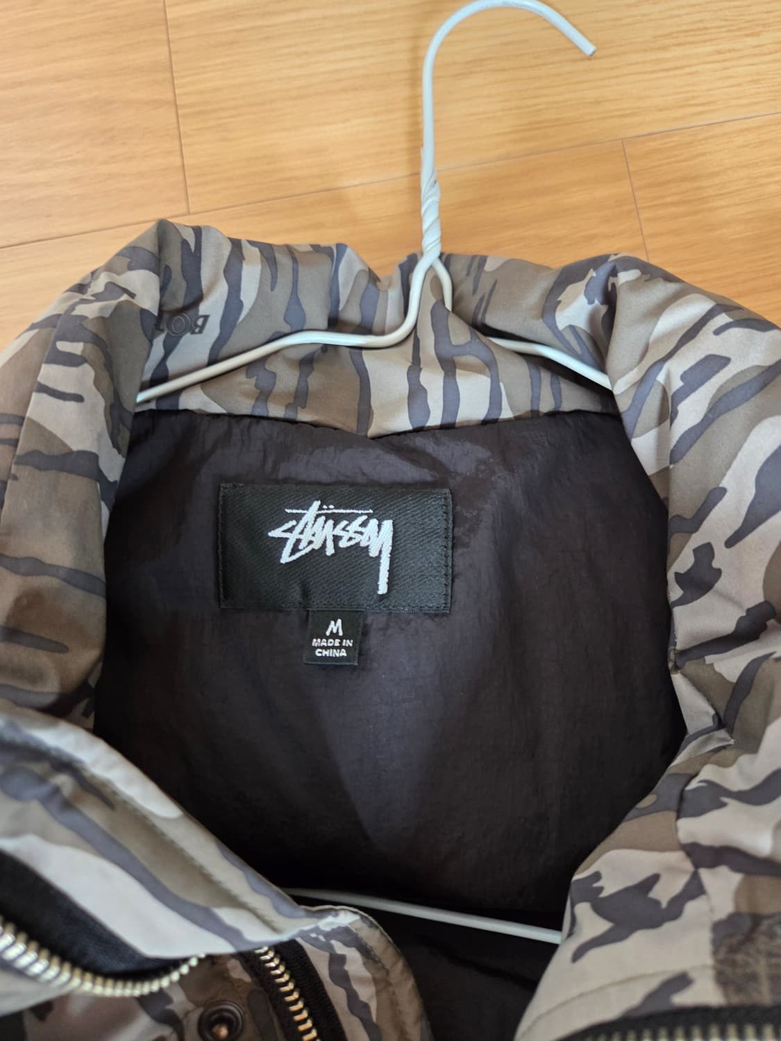 스투시 모시 오크 다운 패딩 M 상품이미지2