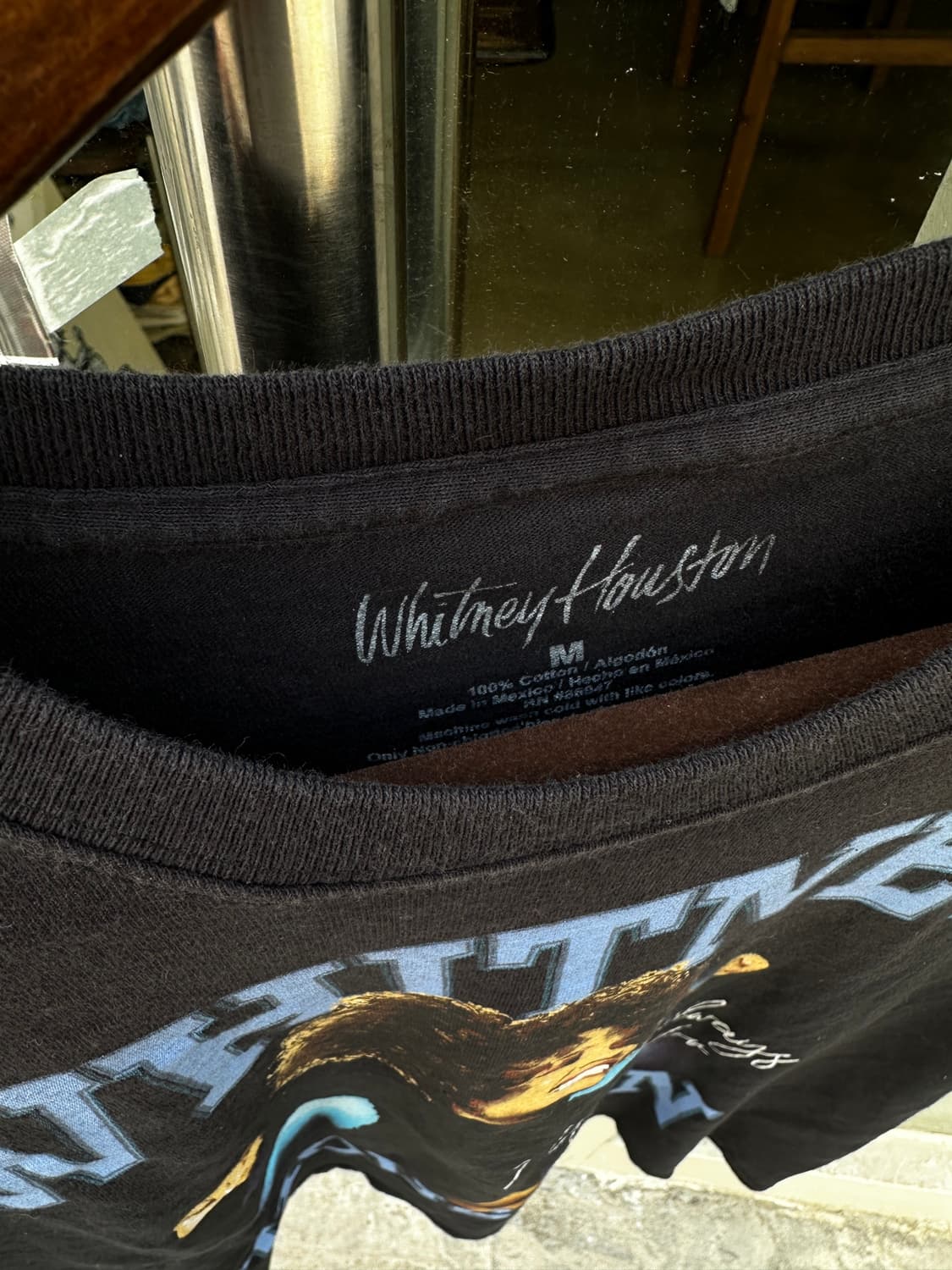 Whitney Houston Graphic Tee 상품이미지2