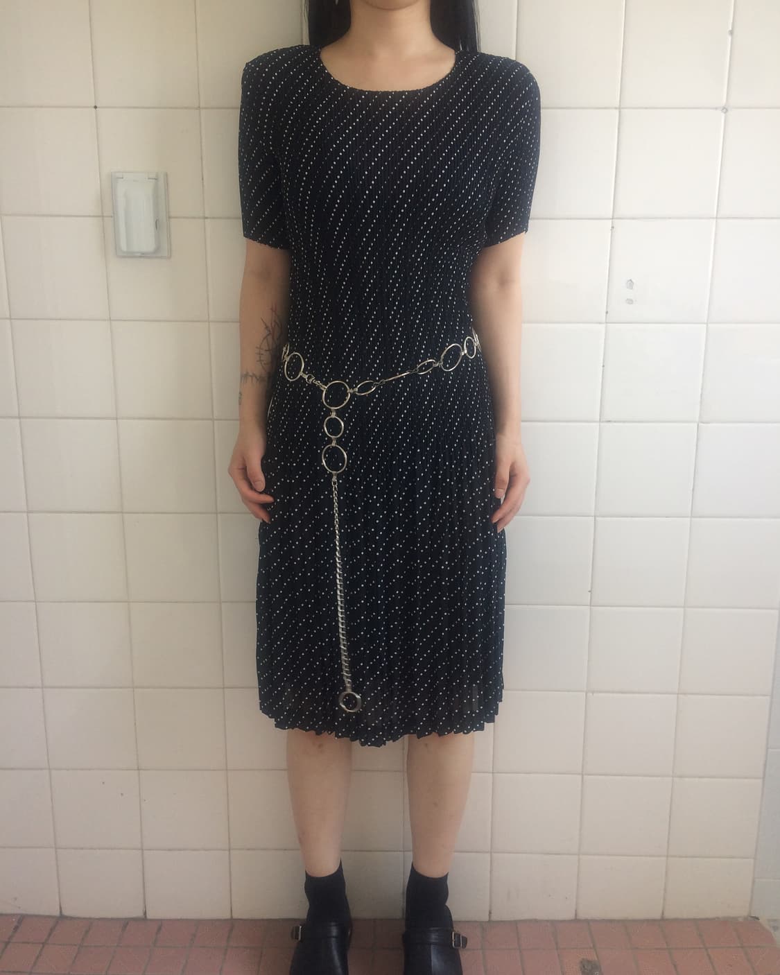 Dot pattern pleats onepiece 상품이미지1