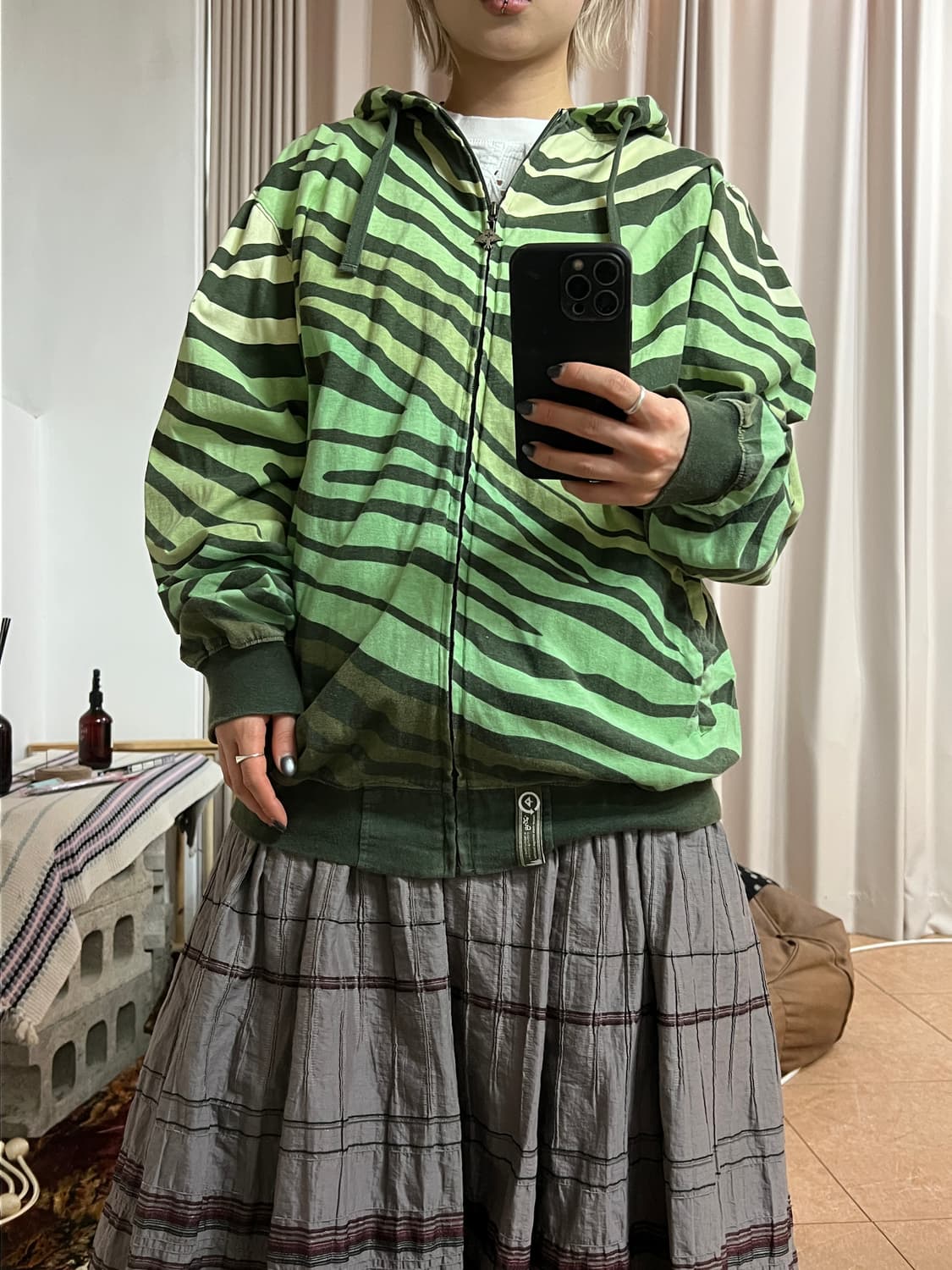 빈티지 레오파드 패턴 그린 후드집업  상품이미지1