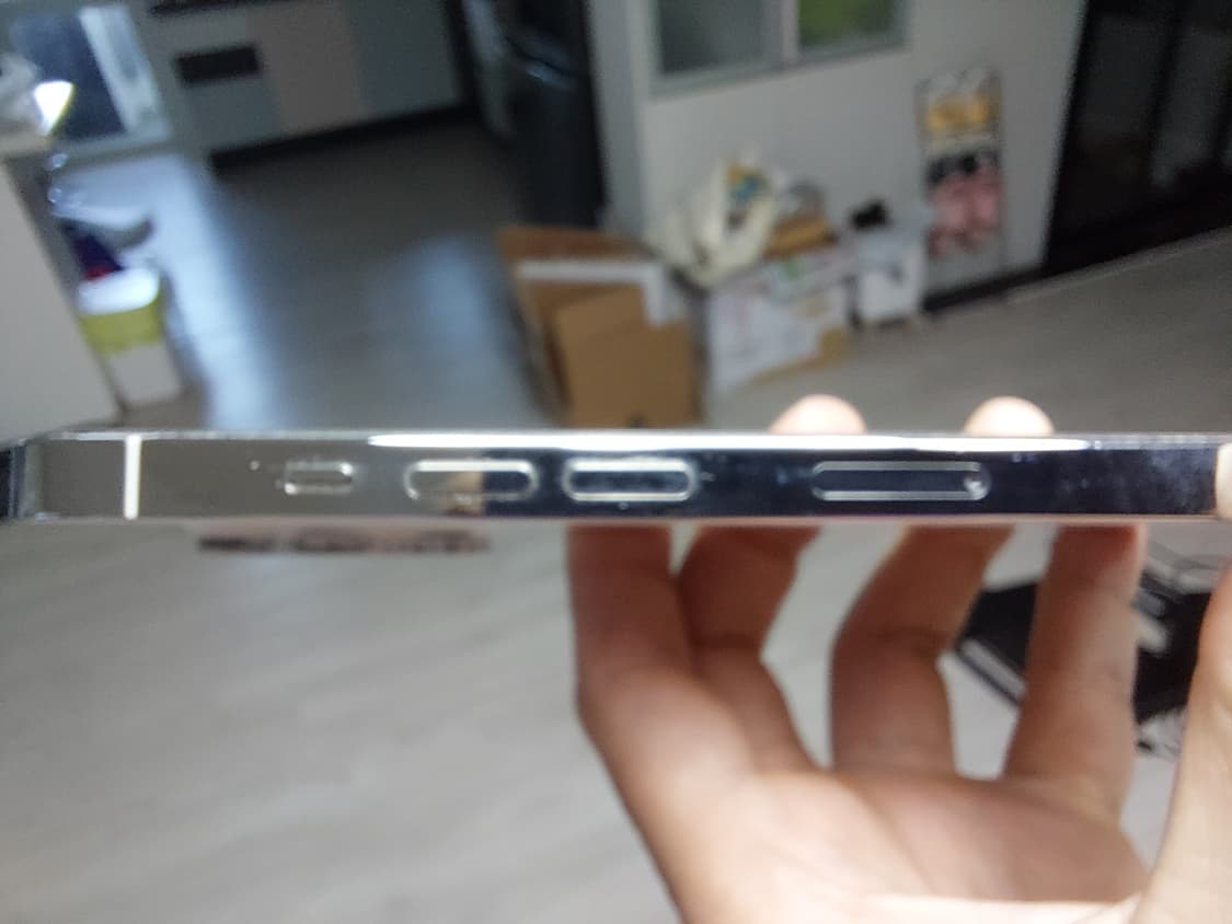 아이폰 13PRO 화이트 티타늄 512GB 홍콩판(무음카메라, 듀얼유심) 상품이미지3