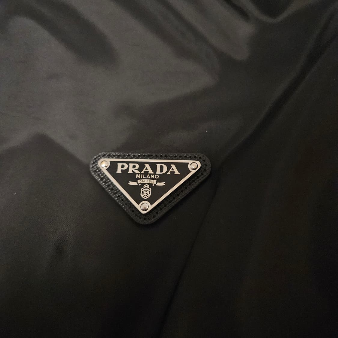 [새상품] 25f 프라다 리나일론 패딩 자켓 블랙 50사이즈 상품이미지2