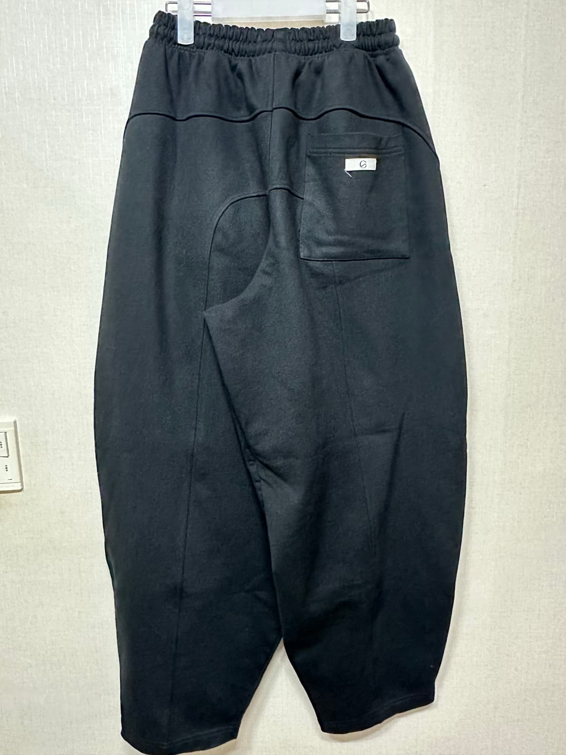 뉴치프시크dp스웻 블랙 상품이미지3