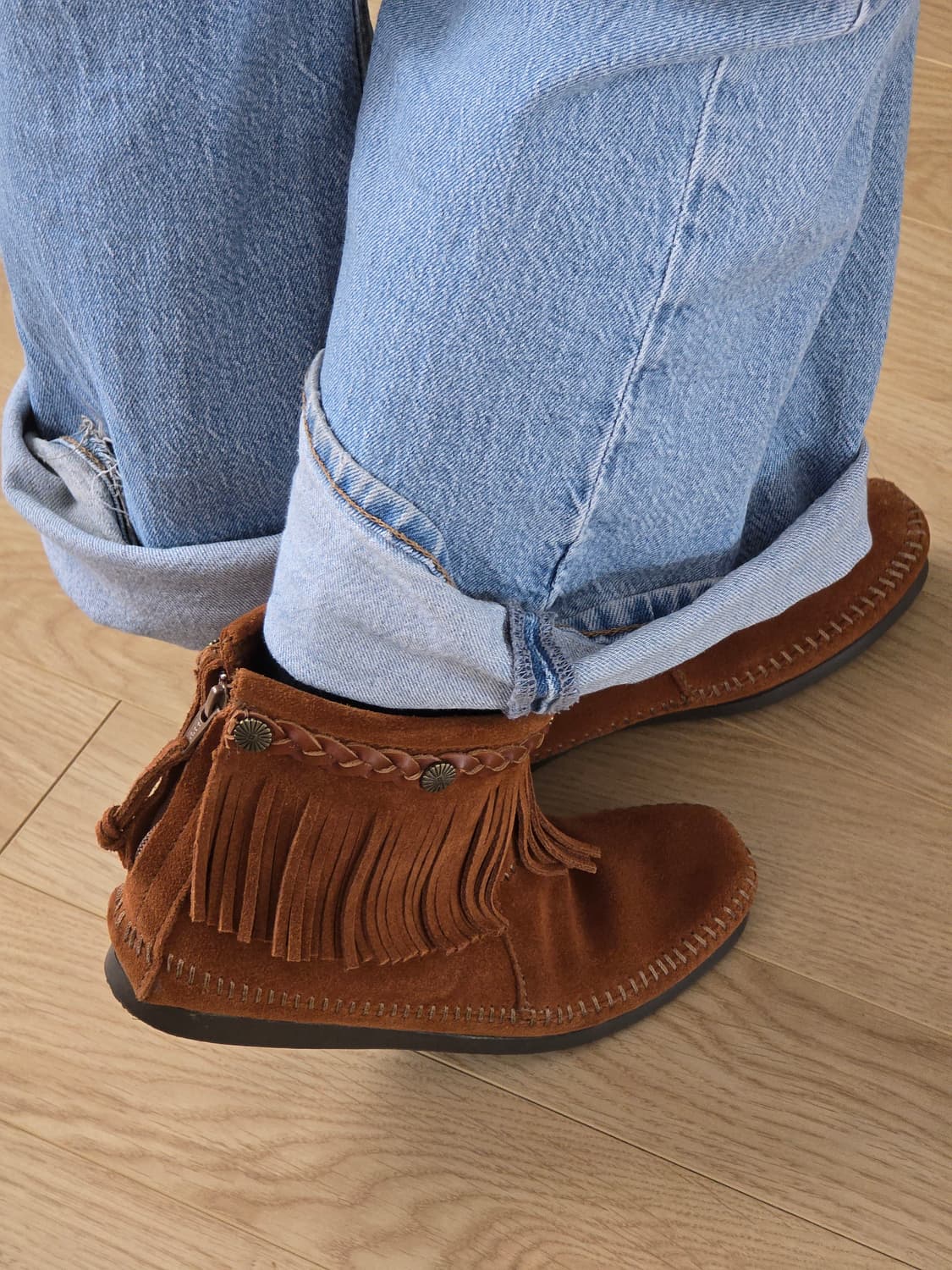 미네통카 X 어스뮤직 하이탑 백 집 모카신 240 상품이미지1