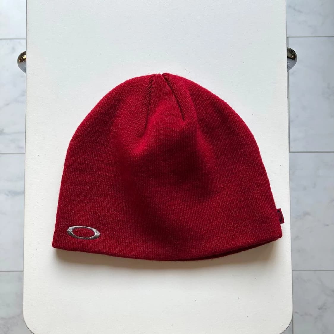 오클리 파인 니트 비니 레드 상품이미지1