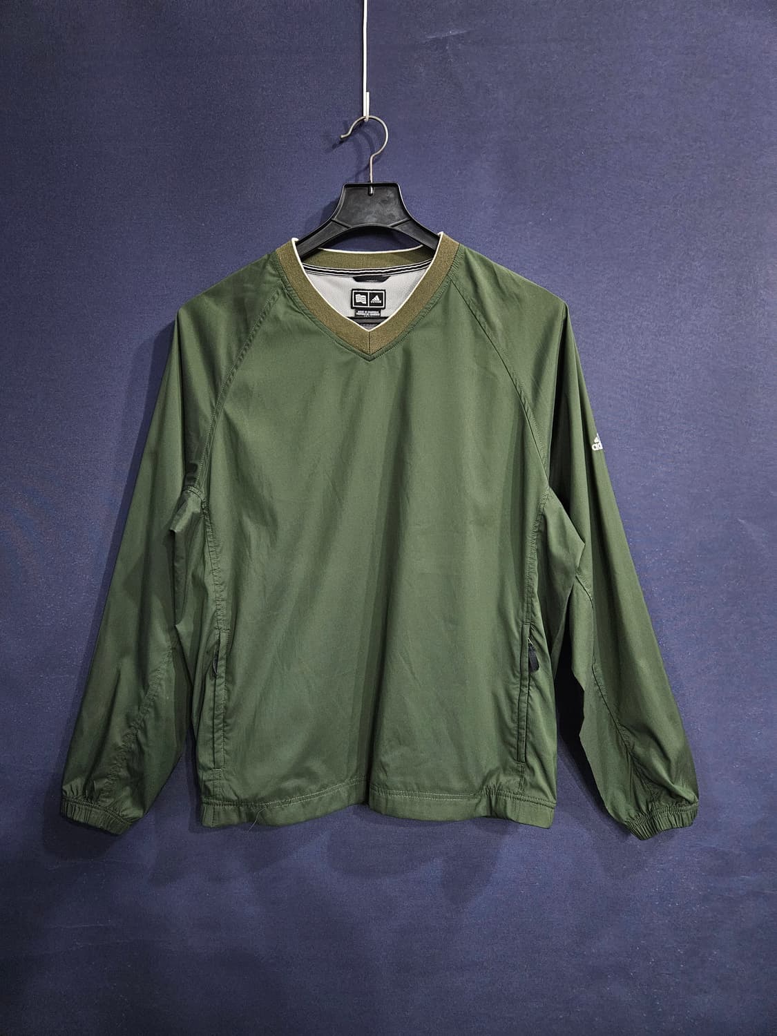 아디다스 올드스쿨 다크그린 남성 오버핏 95~100 브이넥 바람막이 웜업 상품이미지1